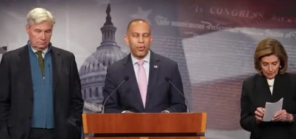 &nbsp;Đảng Dân chủ THỪA NHẬN việc đóng cửa Bộ An ninh&nbsp;(Department of Homeland Security)&nbsp;đang gây tổn hại cho người dân