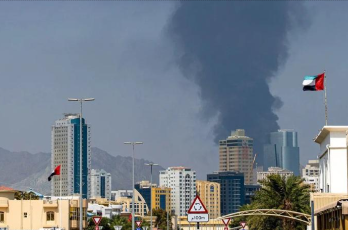 ĐÒN TÌNH BÁO PHỦ ĐẦU CHIẾN SỰ TẠI IRAN&nbsp;