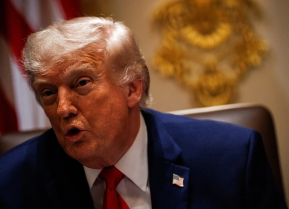 Tổng thống Donald Trump đe dọa quân sự chưa từng có nhằm vào Oman