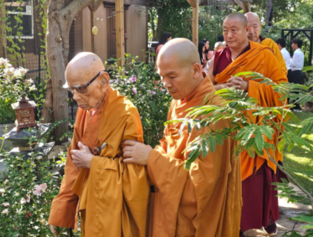 ĐẠI LỄ VU LAN TẠI TU VIỆN QUY NGUYÊN