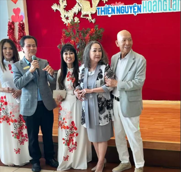 BUỔI VĂN NGHỆ TÌNH THƯƠNG VỚI CHỦ ĐỀ “TUỔI HỌC TRÒ” CỦA NHÓM THIỆN NGUYỆN HOÀNG LAN