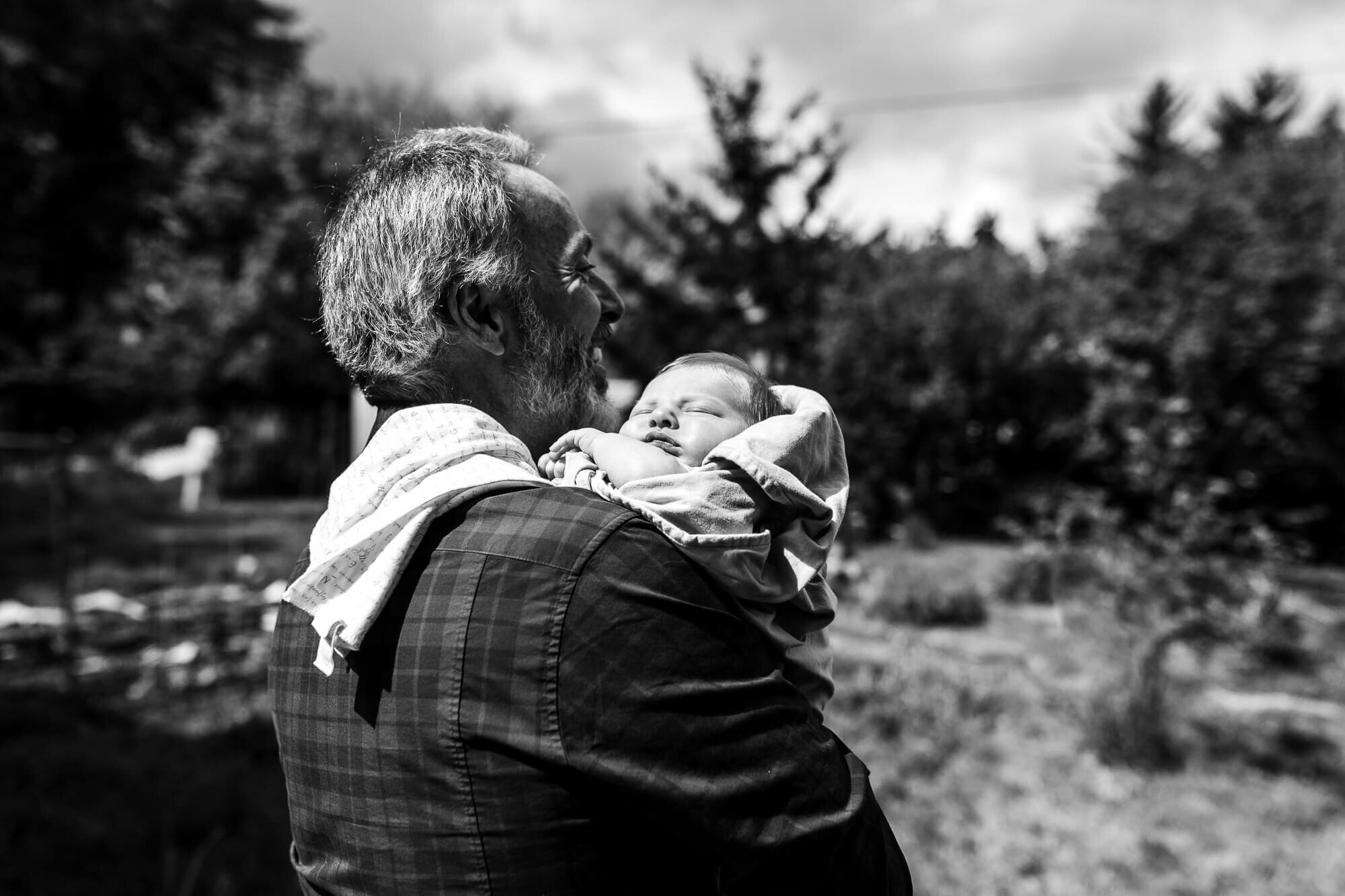 eugene newborn photoshoot