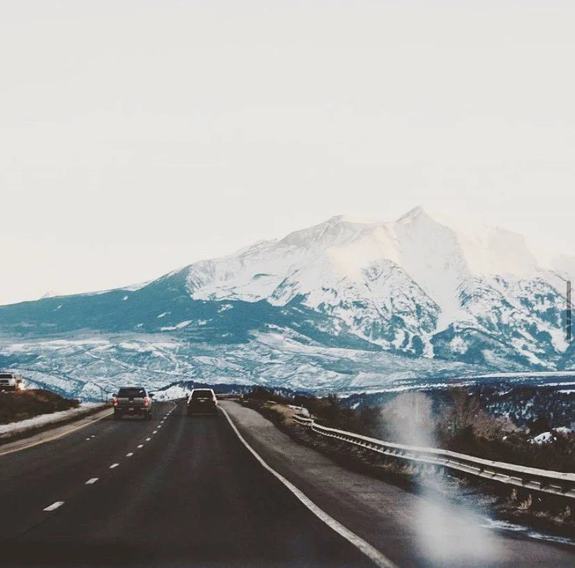 Whether mountain ranges or skylines greet you there&rsquo;s nothing like that the feeling of home. This was that moment for me 🗻