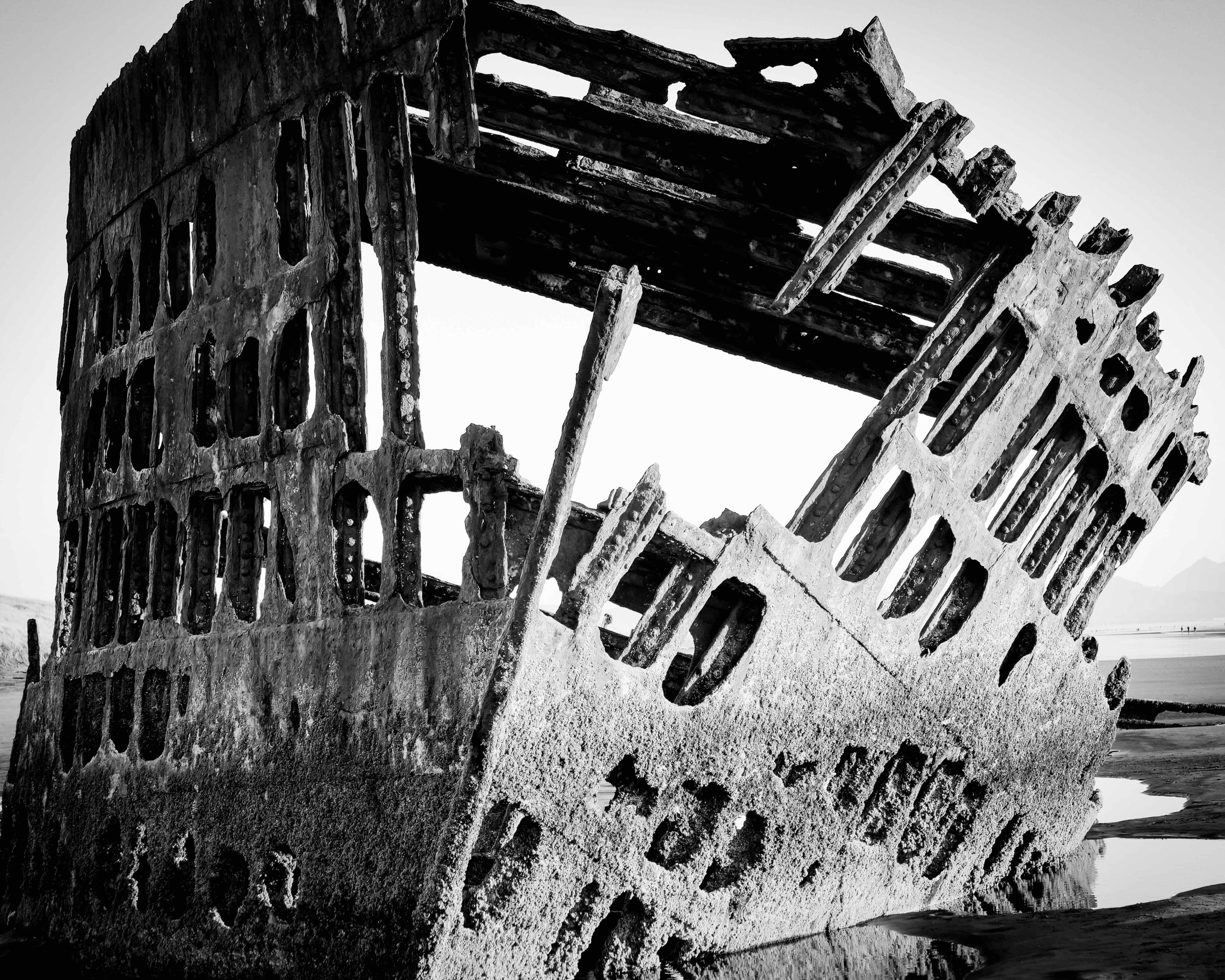 Bow of the Peter Iredale Shipwreck