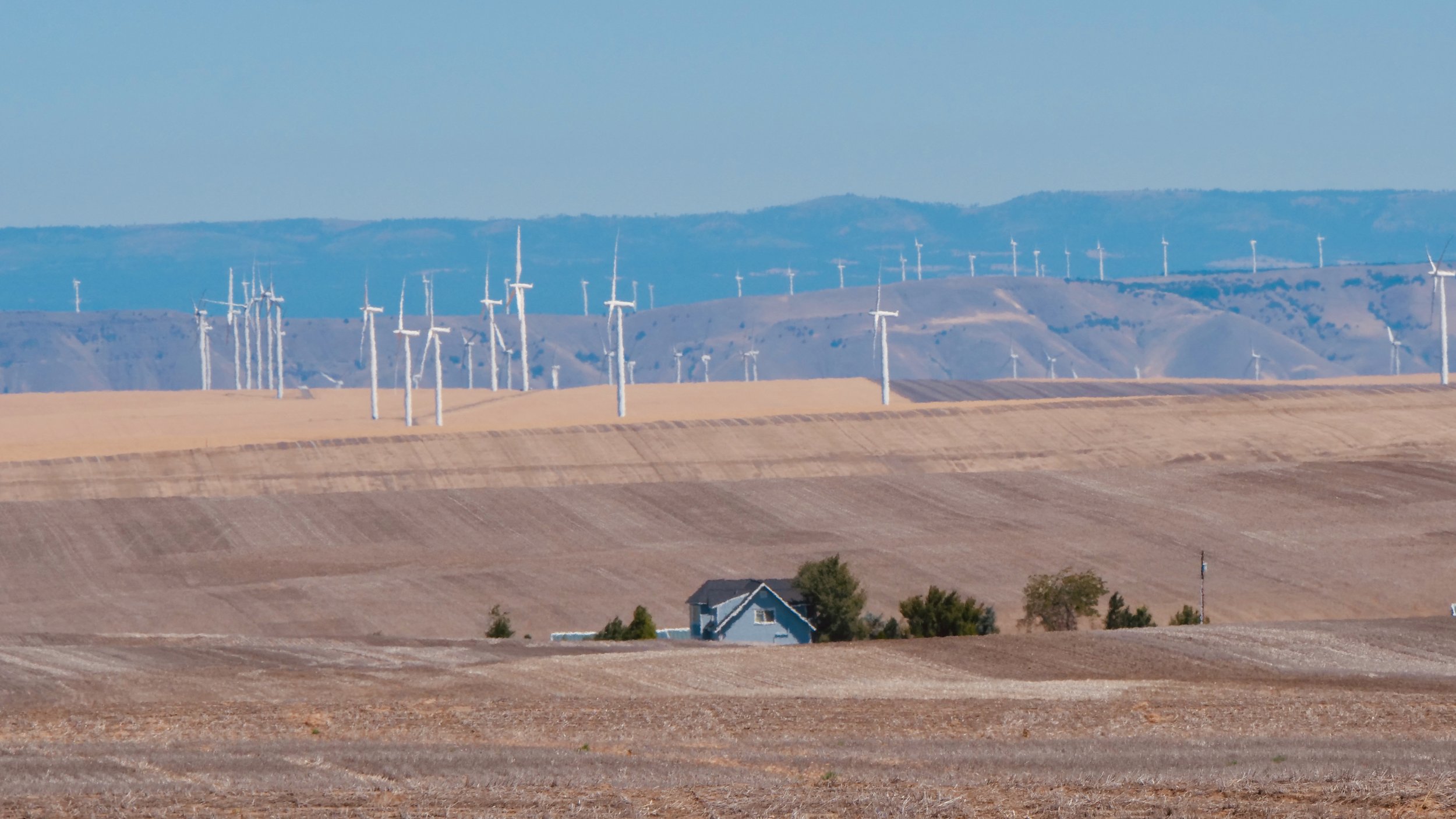 Windmills and Country home N. Central Oregon 16X9