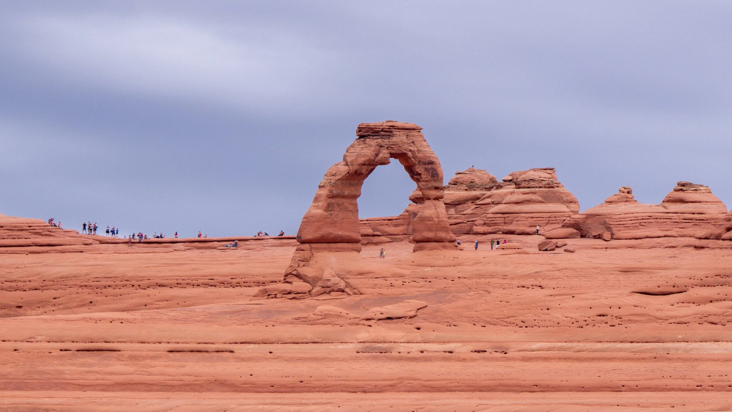 Delicate Arch, Arches National Park 16X9