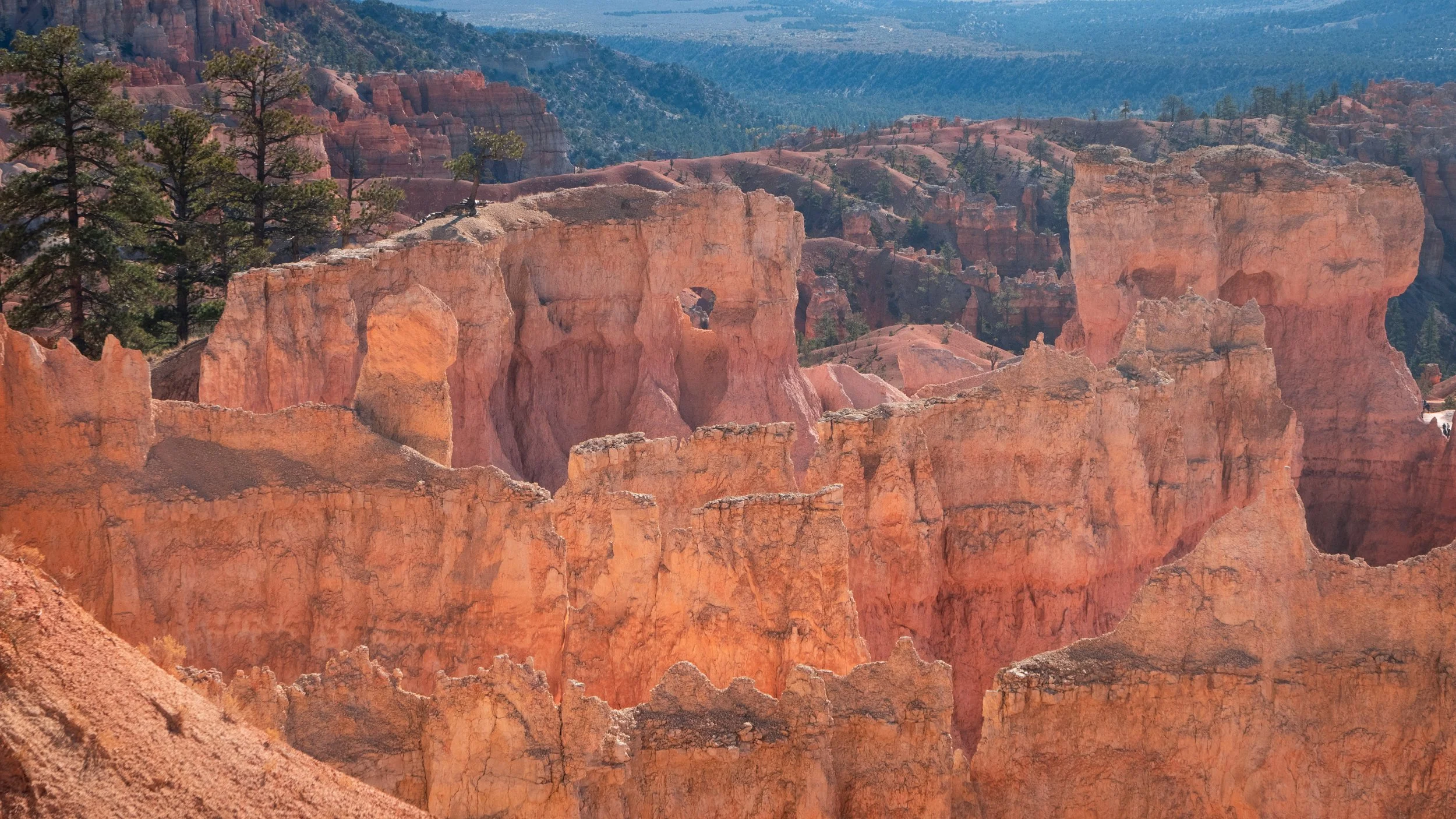 Bryce Canyon and Beyond 16X9