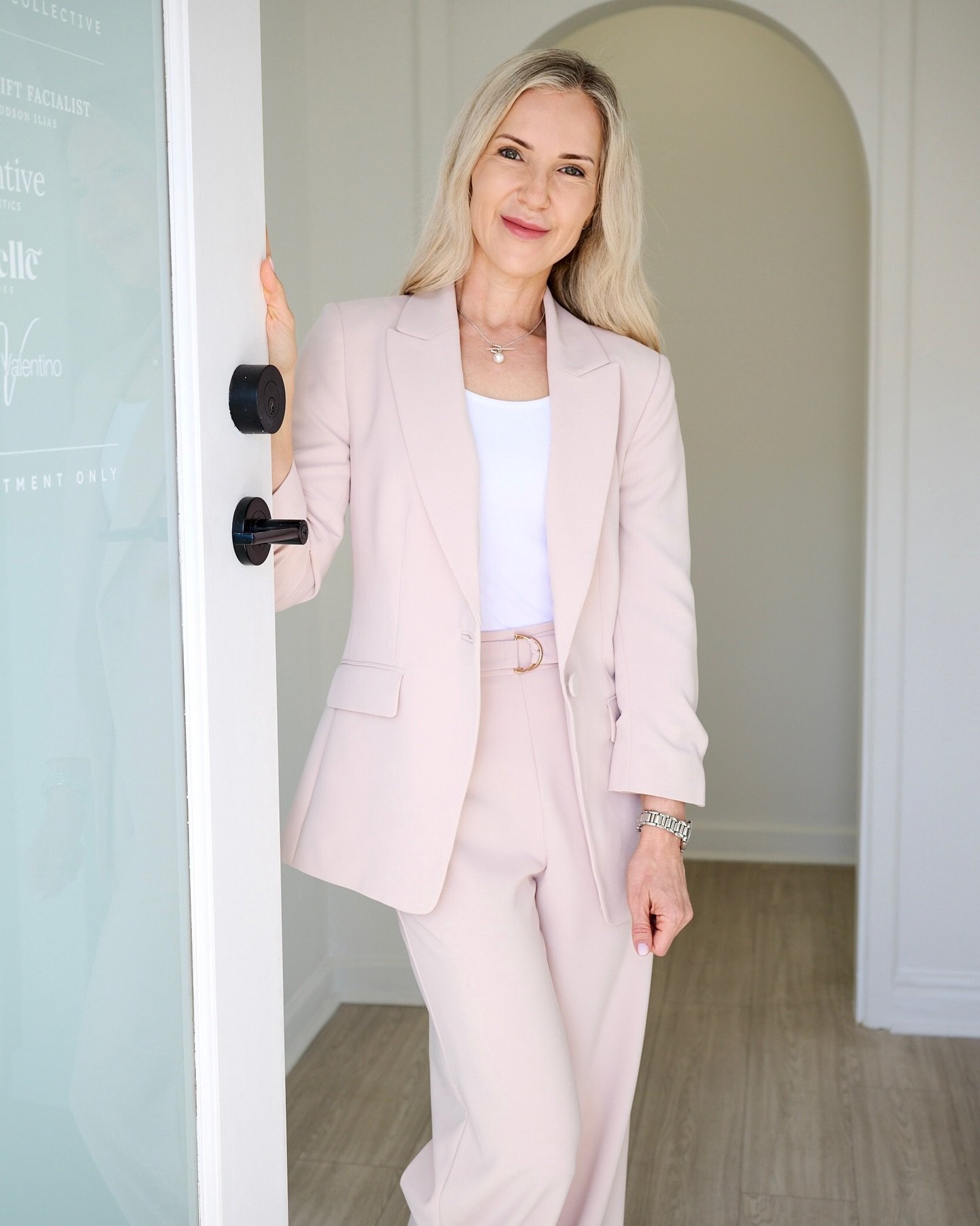 I&rsquo;m back in clinic tomorrow after a refreshing break in Europe. 

I&rsquo;m looking forward to seeing all my beautiful regular patients and meeting some new faces.

If you&rsquo;re yet to appoint, please do so online 😊