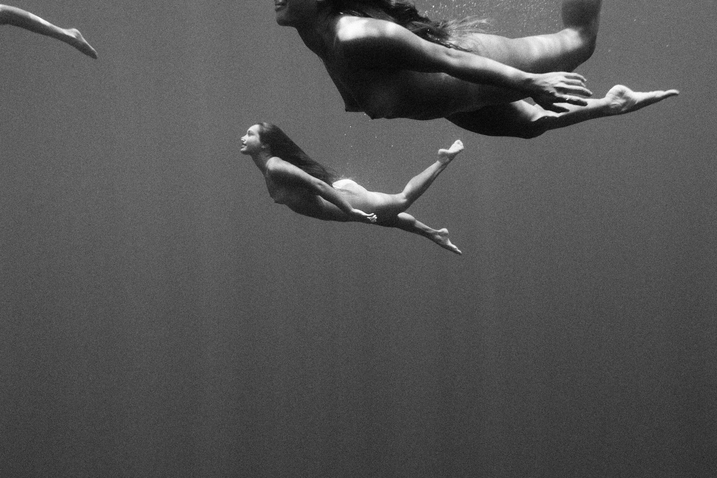 TahitianWaterGoddesses-2.jpg