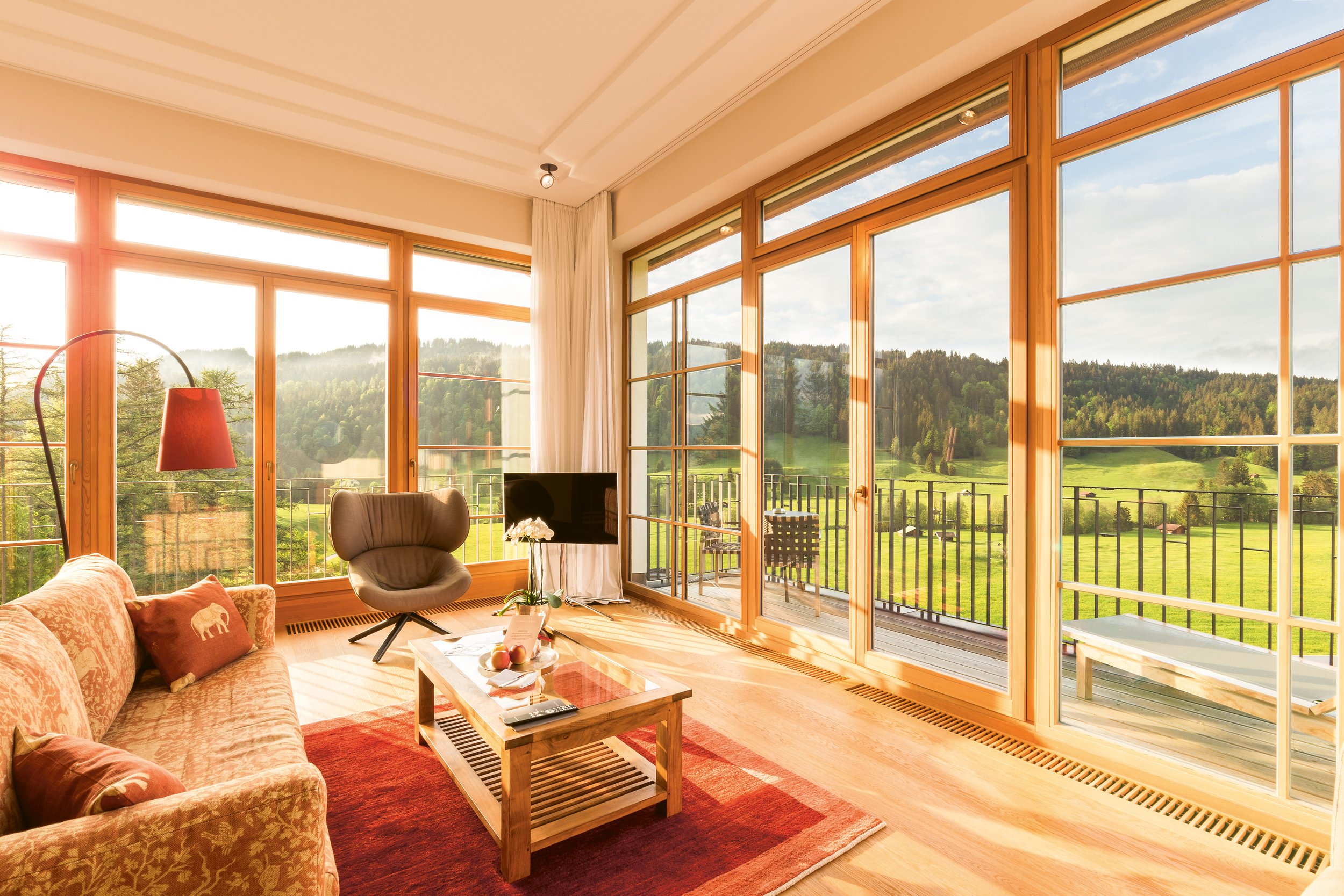 SchlossElmau_Retreat_Rooms_ValleySuite_c_SchlossElmau_180515.jpg