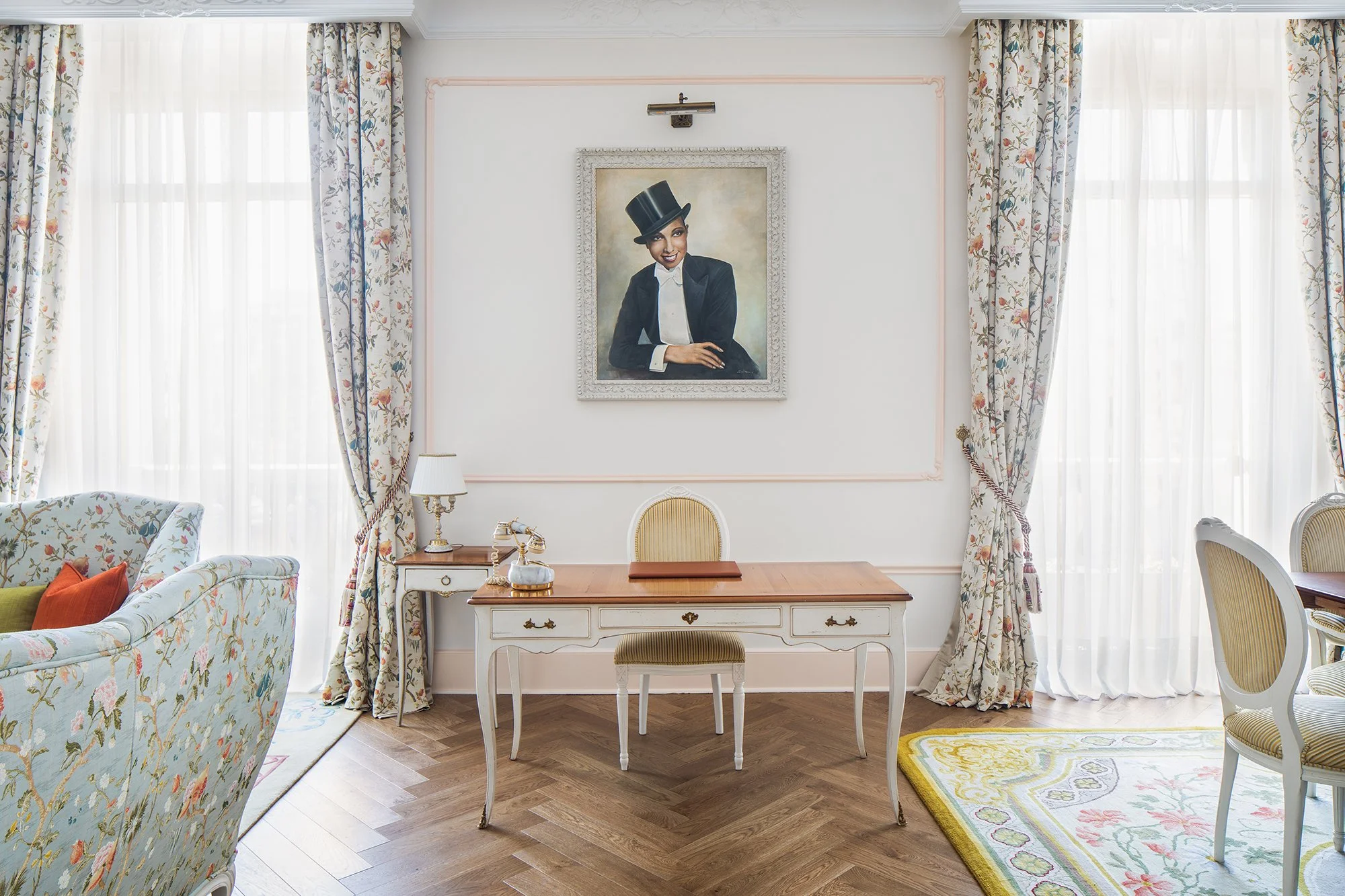 El Palace Suite by Josephine Baker H13.jpg