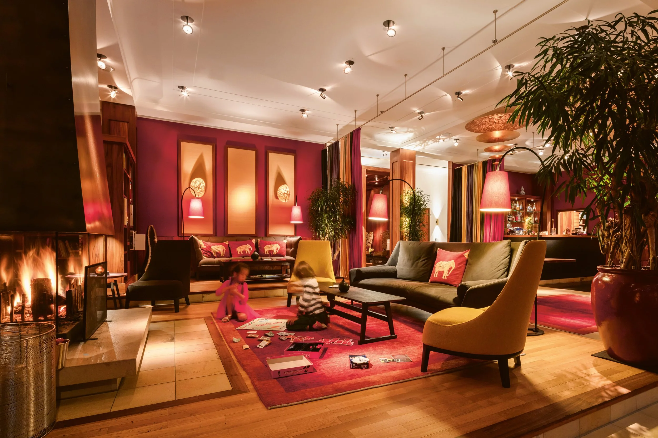 SchlossElmau_Retreat_LibraryLounge__c_SchlossElmau_04-HR.jpg