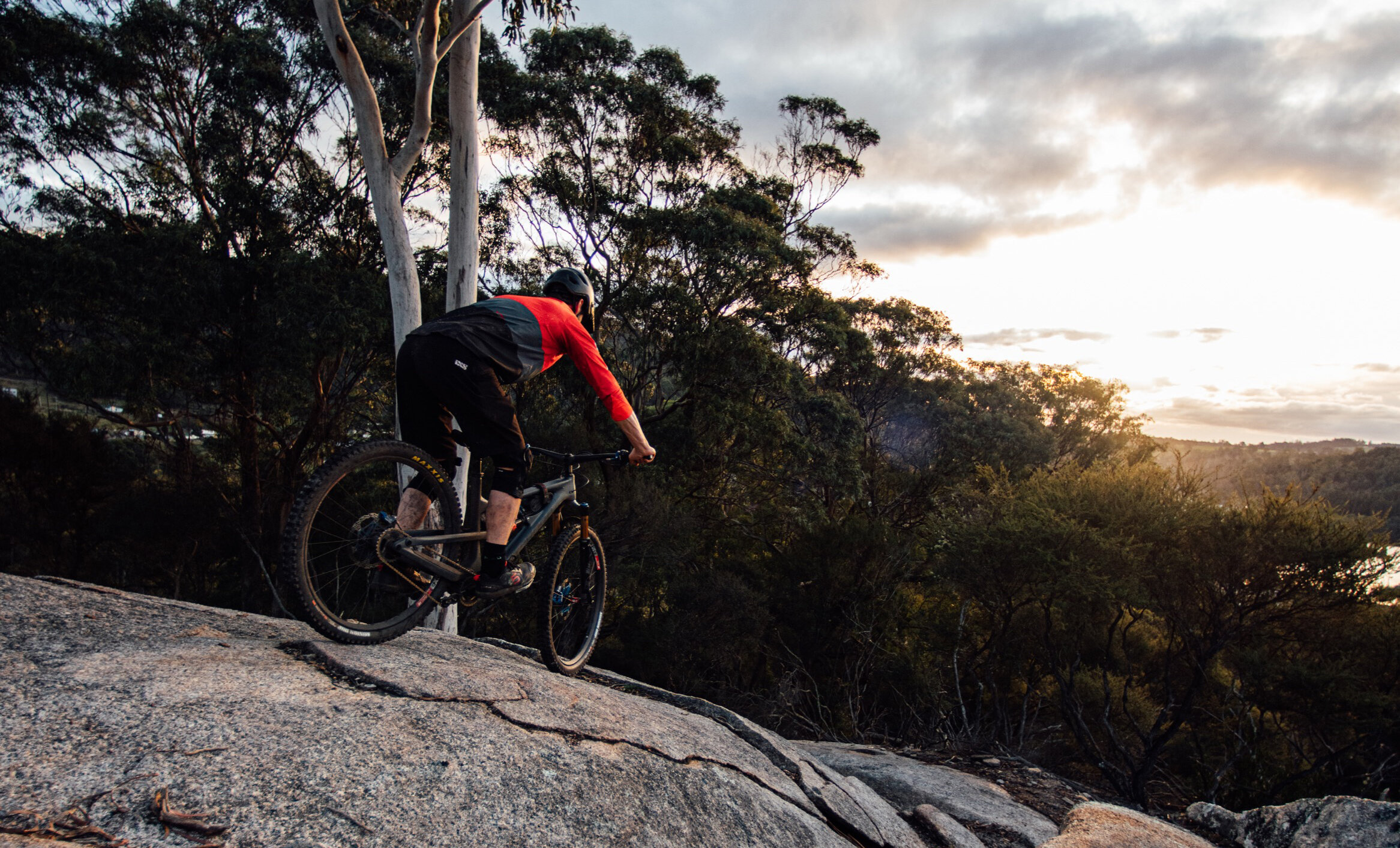 tasmania mtb tours