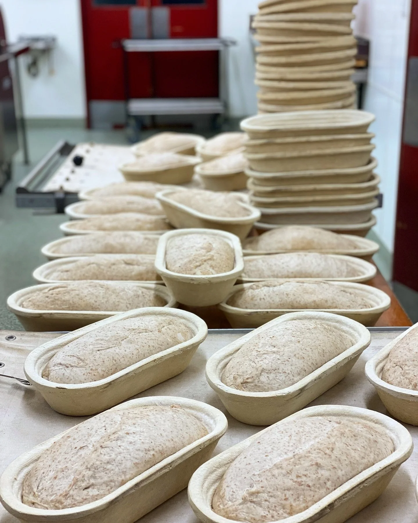 Increased loaves for tomorrow after a super speedy sell out last week, despite the grim weather! Thanks to everyone for coming out 🥰

Never know what the day will bring with this unpredictable spring weather! See you and your umbrella/coat/sunglasse