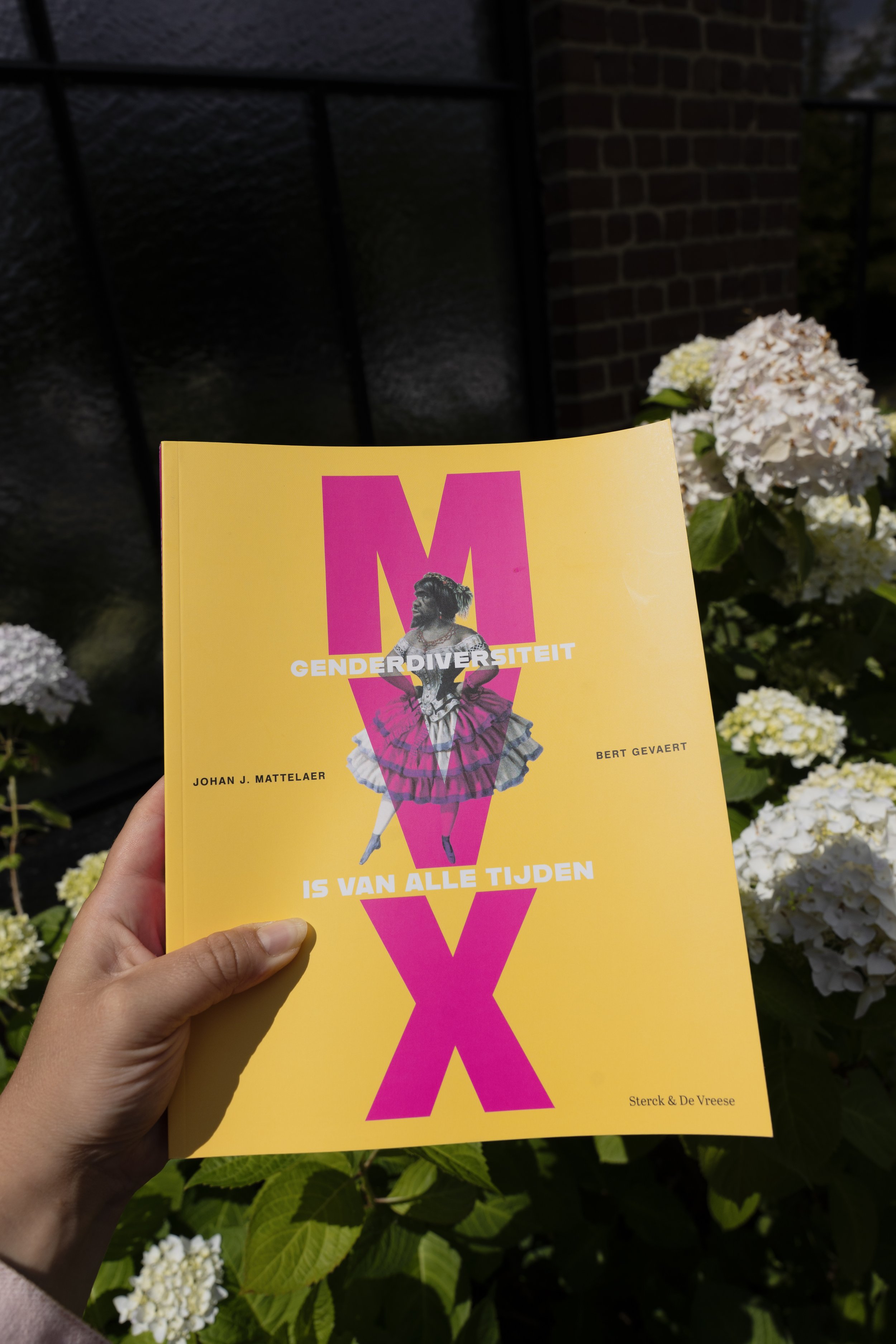 REV_Boeken_mvx-00.jpg