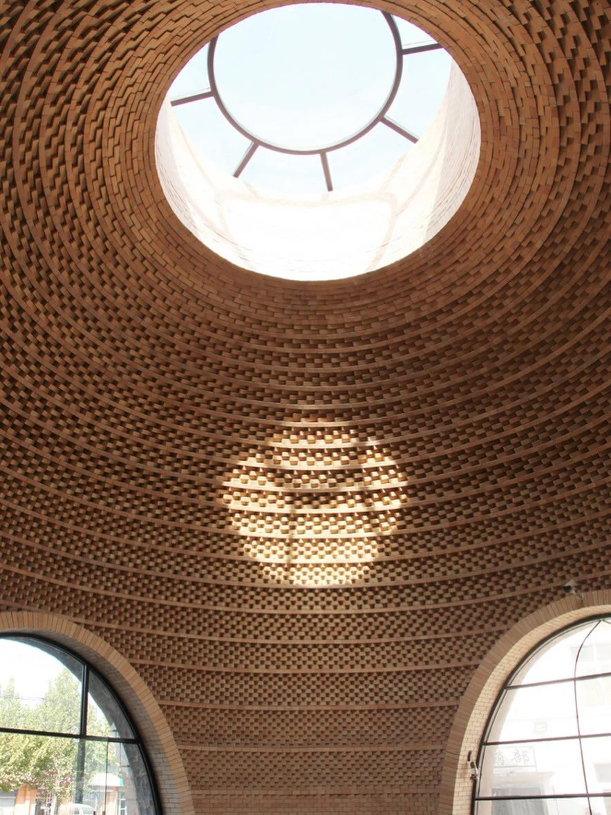 Millet Vinegar Museum  I  Zhanghua Studio, AATU

𝘛𝘢𝘤𝘵𝘪𝘭𝘦 𝘴𝘪𝘮𝘱𝘭𝘪𝘤𝘪𝘵𝘺, 𝘱𝘳𝘦𝘤𝘪𝘴𝘦 𝘥𝘦𝘵𝘢𝘪𝘭𝘪𝘯𝘨, 𝘢𝘯𝘥 𝘢𝘯 𝘢𝘵𝘮𝘰𝘴𝘱𝘩𝘦𝘳𝘦 𝘭𝘦𝘥 𝘣𝘺 𝘭𝘪𝘨𝘩𝘵 𝘢𝘯𝘥 𝘵𝘦𝘹𝘵𝘶𝘳𝘦.

_______________________________________

#artanda