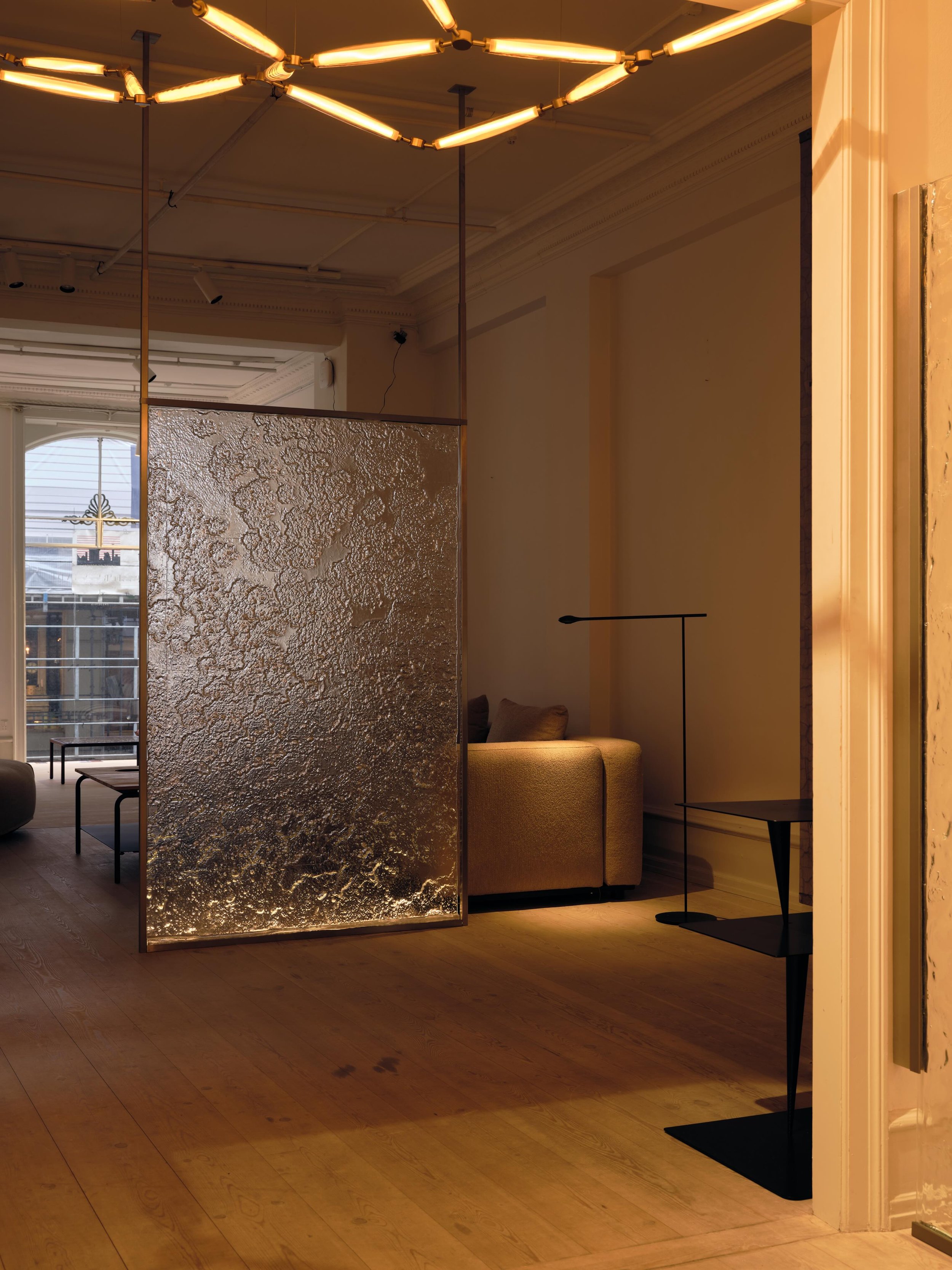 Tokio. &times; Elis Monsport @3daysofdesign

𝘎𝘭𝘢𝘴𝘴.
𝘓𝘪𝘨𝘩𝘵.
𝘔𝘢𝘵𝘦𝘳𝘪𝘢𝘭.

Frederiksgade 1, Copenhagen.

June 10 - 12

_________________________________

#tokiotokio #artanddesign #3daysofdesign #artandarchitecture #interiordesign