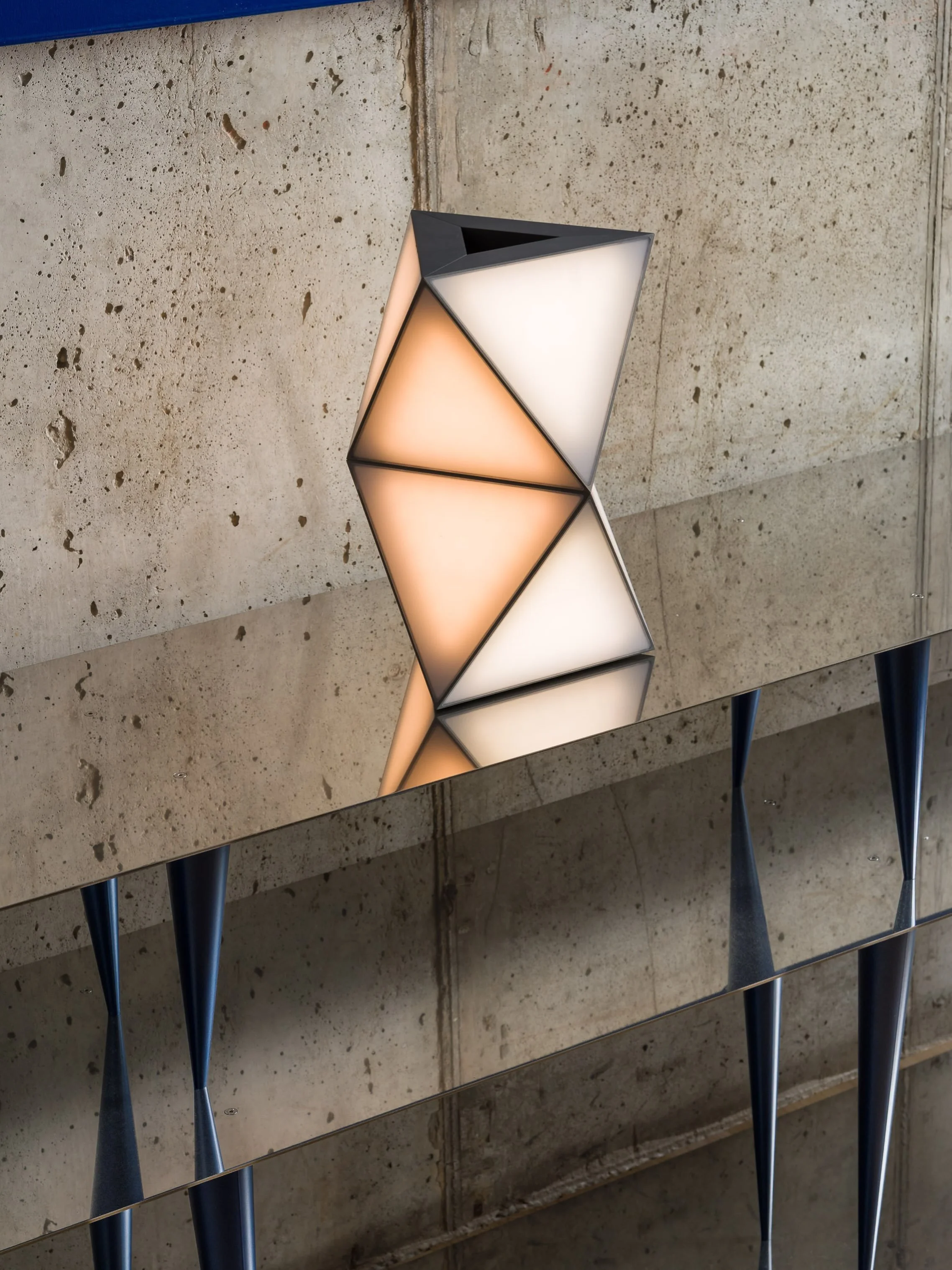 Totem Table Lamp

𝘓𝘪𝘨𝘩𝘵 𝘩𝘦𝘭𝘥 𝘪𝘯 𝘨𝘦𝘰𝘮𝘦𝘵𝘳𝘺.

Photo: @simonleungphoto 

______________________________

#totemtokio #artanddesign #contemporarydesign #furnitureandlighting #artandarchitecture