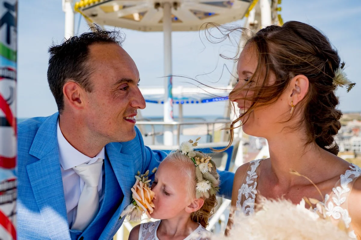 bruidsfotograaf strand bruiloft — Evelien Hogers