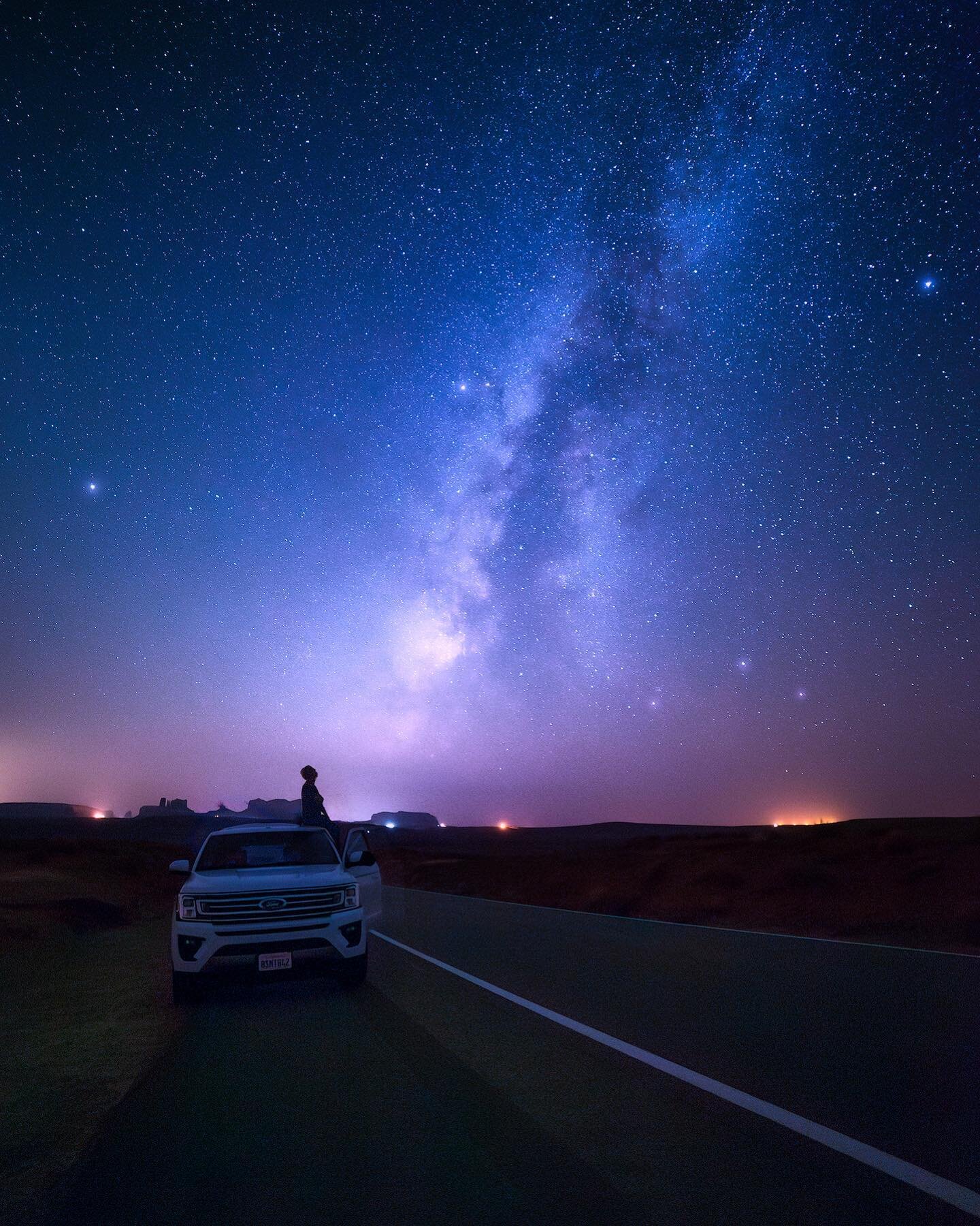 &ldquo;Do not feel lonely, the entire universe is inside you.&rdquo; Rumi 
&bull;
&bull;
&bull;
@canonusa 5DM3
@rokinon 14mm 2.8
@ford expedition max 
&bull;
&bull;

#milkywaychasers #instagramaz #visit_arizona #weownthenight_az #explorearizona_ #see