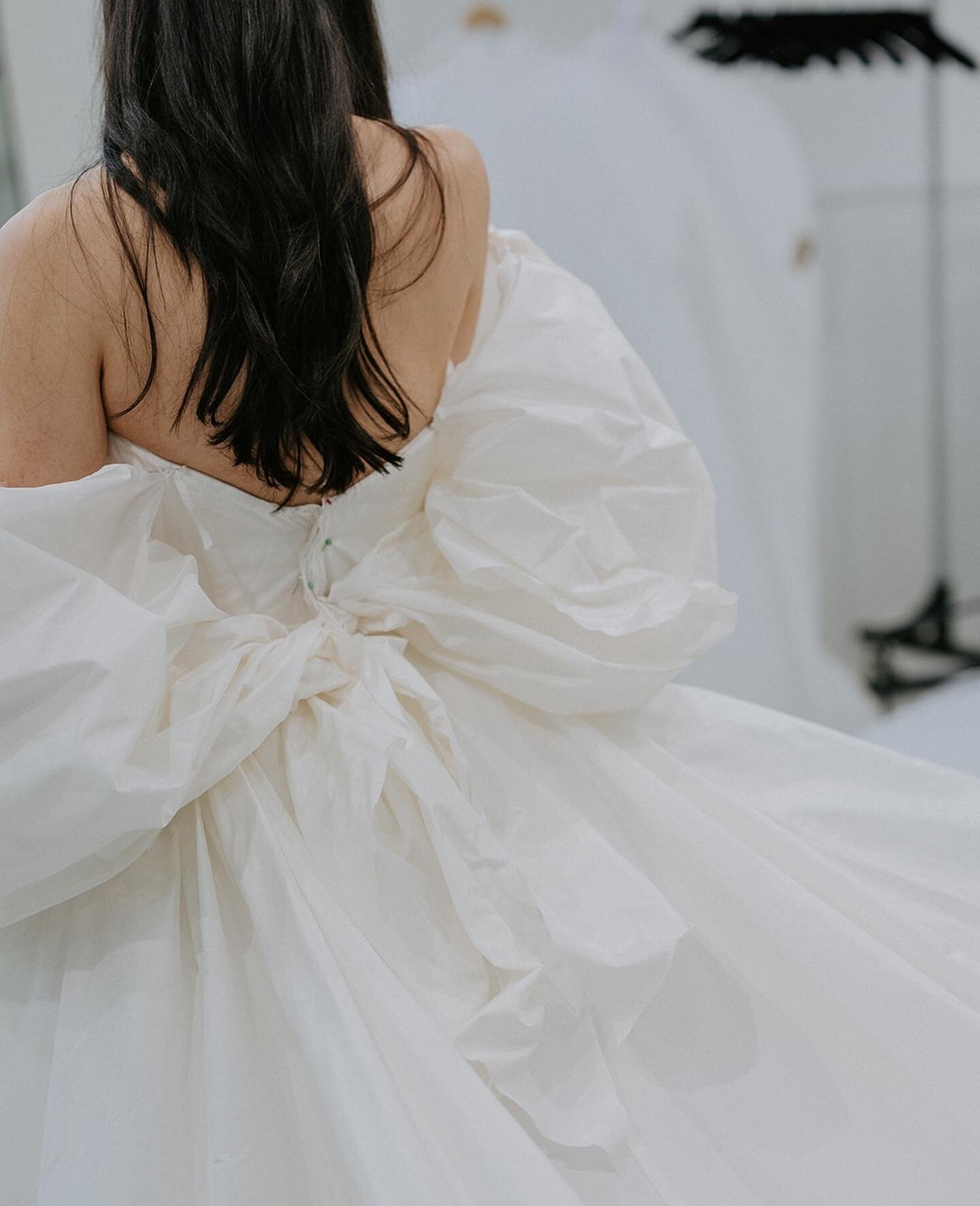 A few stills from Nikita&rsquo;s dress fitting at @ellysofocli⁠.
⁠
If you are investing in a custom gown for your special day, the experience deserves its own story beyond the studio captured in editorial frames. ⁠
⁠
Get in touch if you would like to