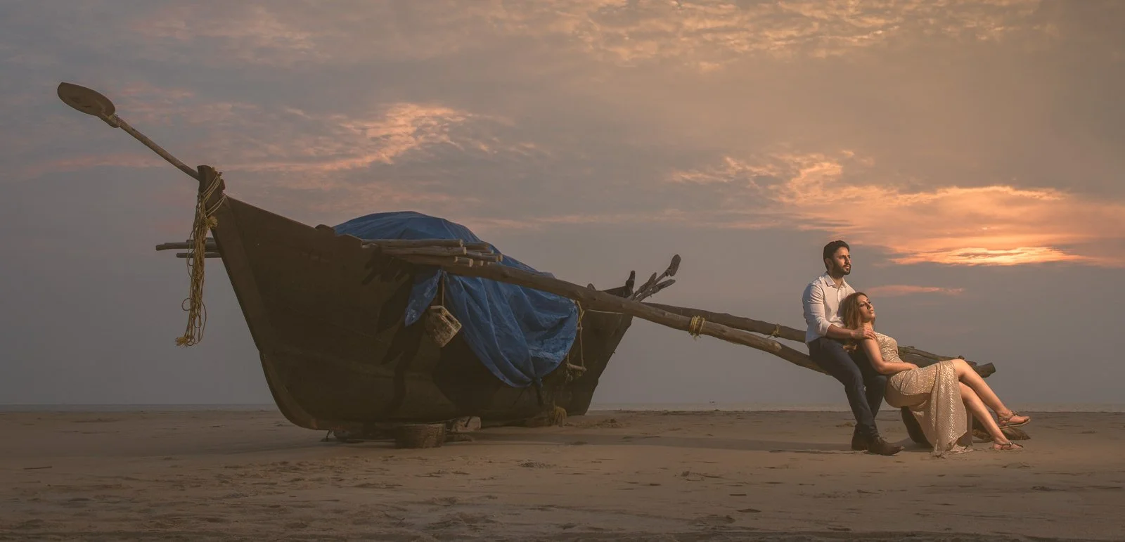 destination pre-wedding photographer goa.jpg