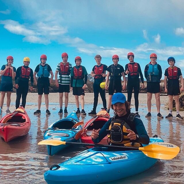 🛶 ☀ ⏳ 😎  TURAS SCOILE! 😎 ⏳ ☀ 🛶 

Neart scoileanna ag cuir in &aacute;irithe le haghaidh turais laeth&uacute;il agus gan ach roinnt sp&aacute;s f&aacute;gtha go dt&iacute; deireadh M&iacute; Mheitheamh.

Cuir glaoch ar 087-254 7835 n&oacute; seol 