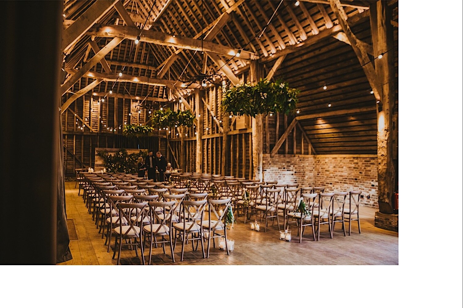 048_TWS-335_bride_up_festive_redcoats_style_photography_hertfordshire_ceremony_goals_room_herts_set_barn_wedding_venue_farmhouse_groom_photographer_winter.jpg