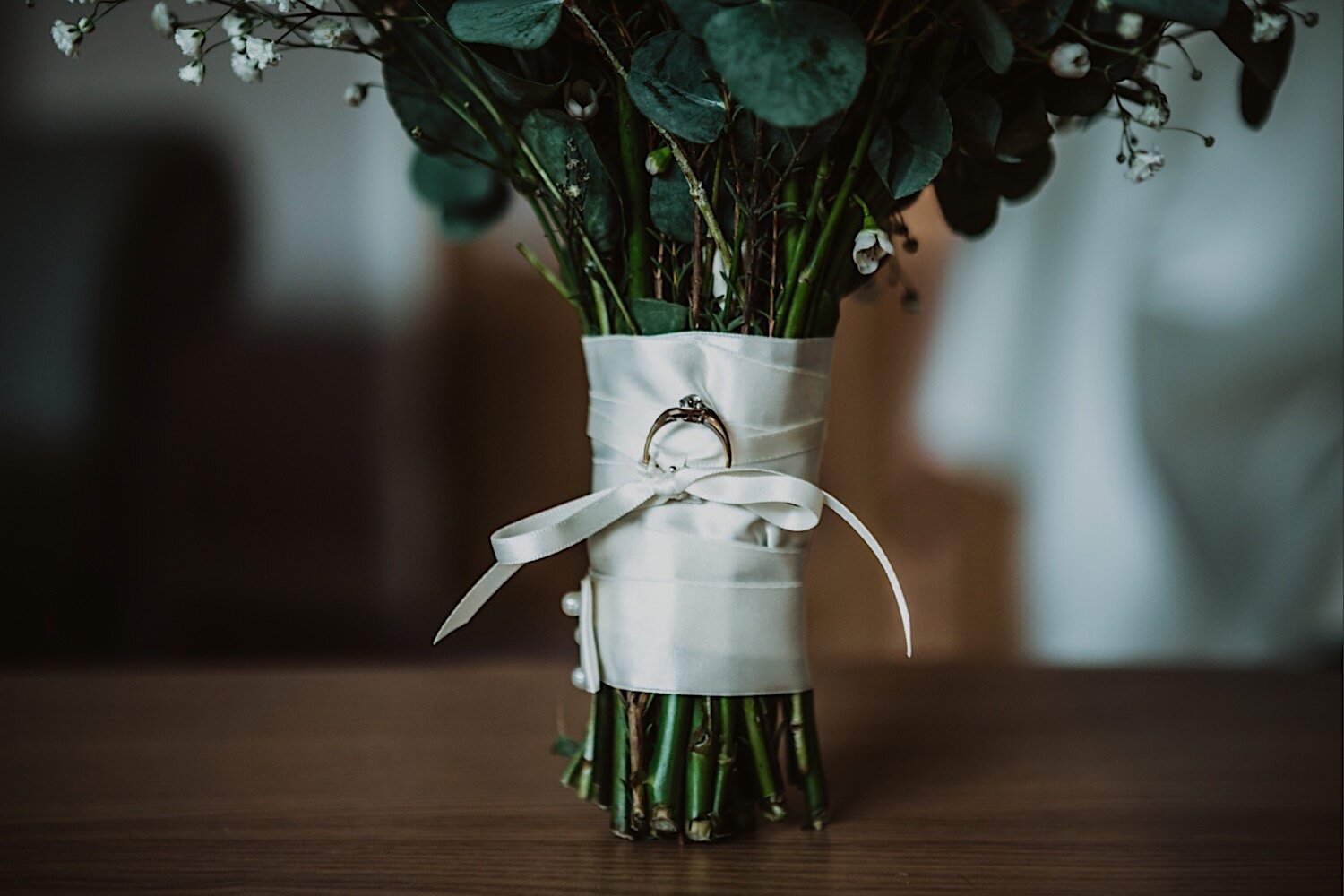 004_TWS-48_bride_ring_photography_henley_details_millitary_oxfordshire_bouquet_crooked_wedding_groom_winter_billet.jpg