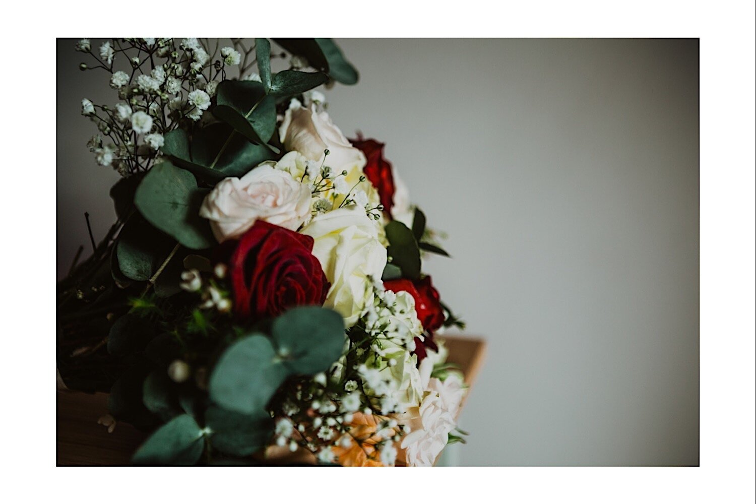 022_TWS-56_bride_floristry_bridal_photography_henley_oxfordshire_millitary_flowers_bouquet_crooked_wedding_groom_winter_billet.jpg