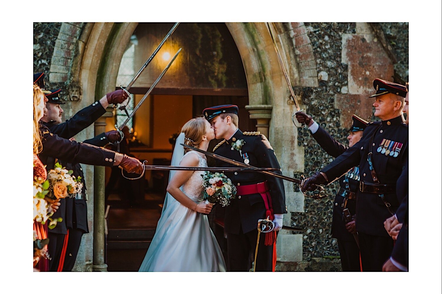 063_TWS-671_bride_groom_photography_guard_henley_oxfordshire_millitary_of_crooked_wedding_confetti_honour_winter_billet.jpg