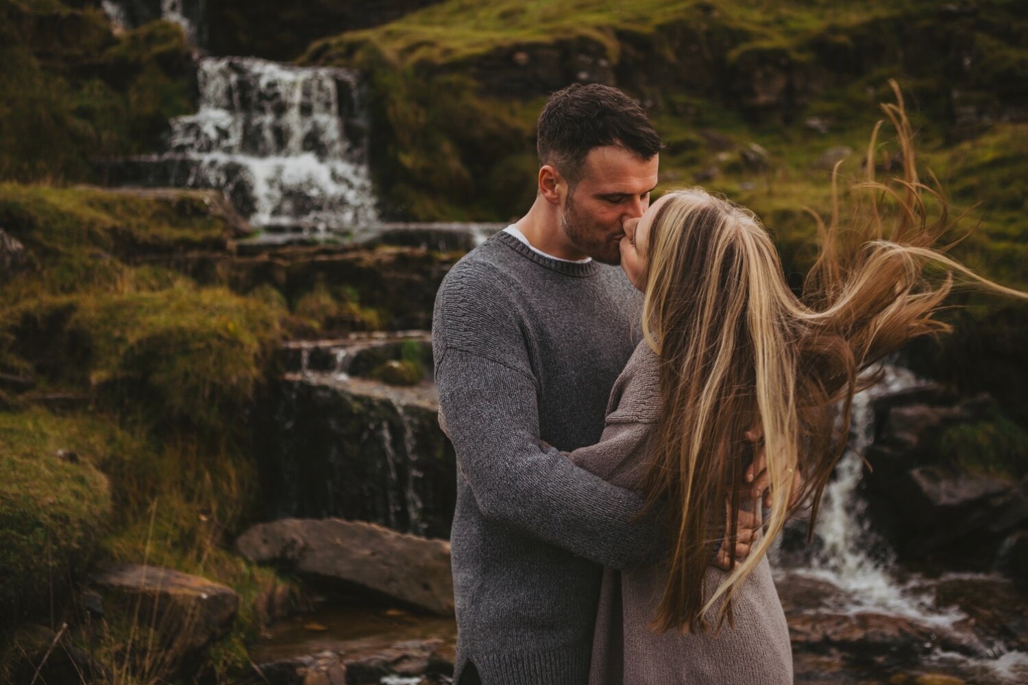 10_TWS-127__grey_dramatic_landscape_alternative_elope_alt_rock_blue_waterfall_winter_flowers_offbeat_dales_waterfalls_autumn_elopement_photography_ribbons_moody_bride_silver_wedding_yorkshire_rainy_cloudy_cosy_weather_photographer_florals_groom.jpg