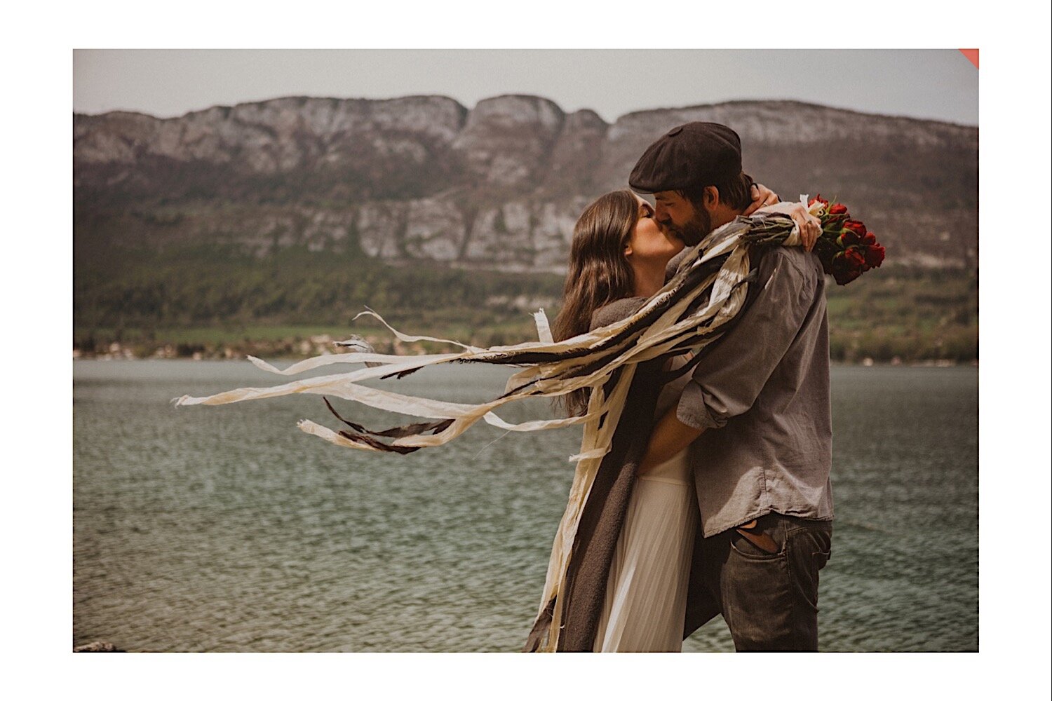11_TWS-60_wind_annecy_elope_wedding_lake_french_photography_alps_intimate_elopment_roses.jpg