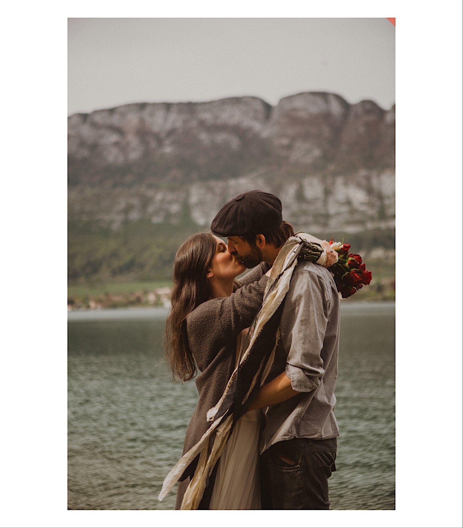 21_TWS-49_annecy_elope_french_alps_lake_couple_photography_intimate_kiss_elopment_wedding.jpg