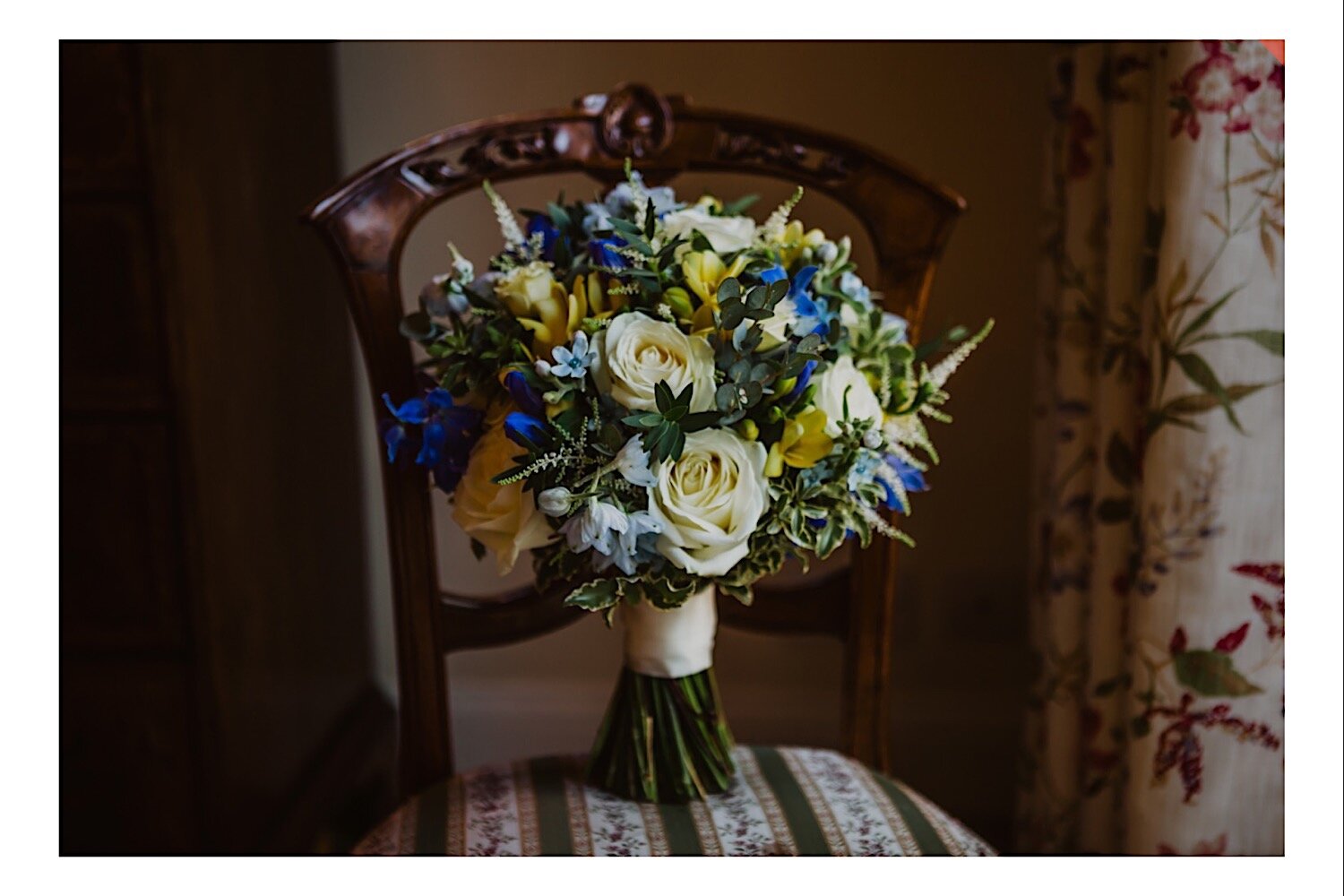 007_TWS-26_wedding_bride_abbey_buckinghamshire_photography_florist_missenden_flowers.jpg