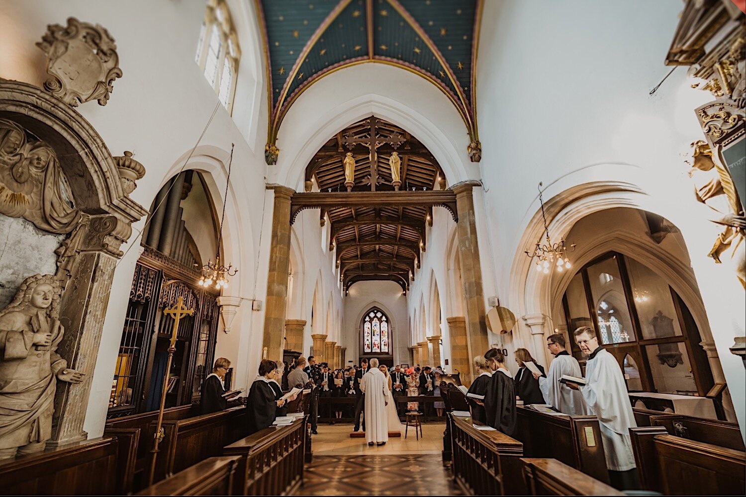 041_TWS-508_amersham_bride_church_abbey_old_photography_buckinghamshire_ceremony_missenden_wedding.jpg