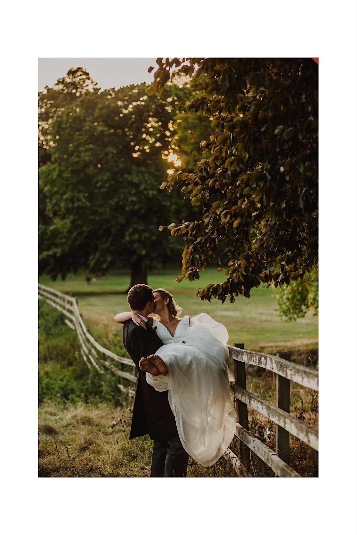 080_TWS-948_couple_bride_sunset_abbey_photography_buckinghamshire_groom_missenden_wedding.jpg