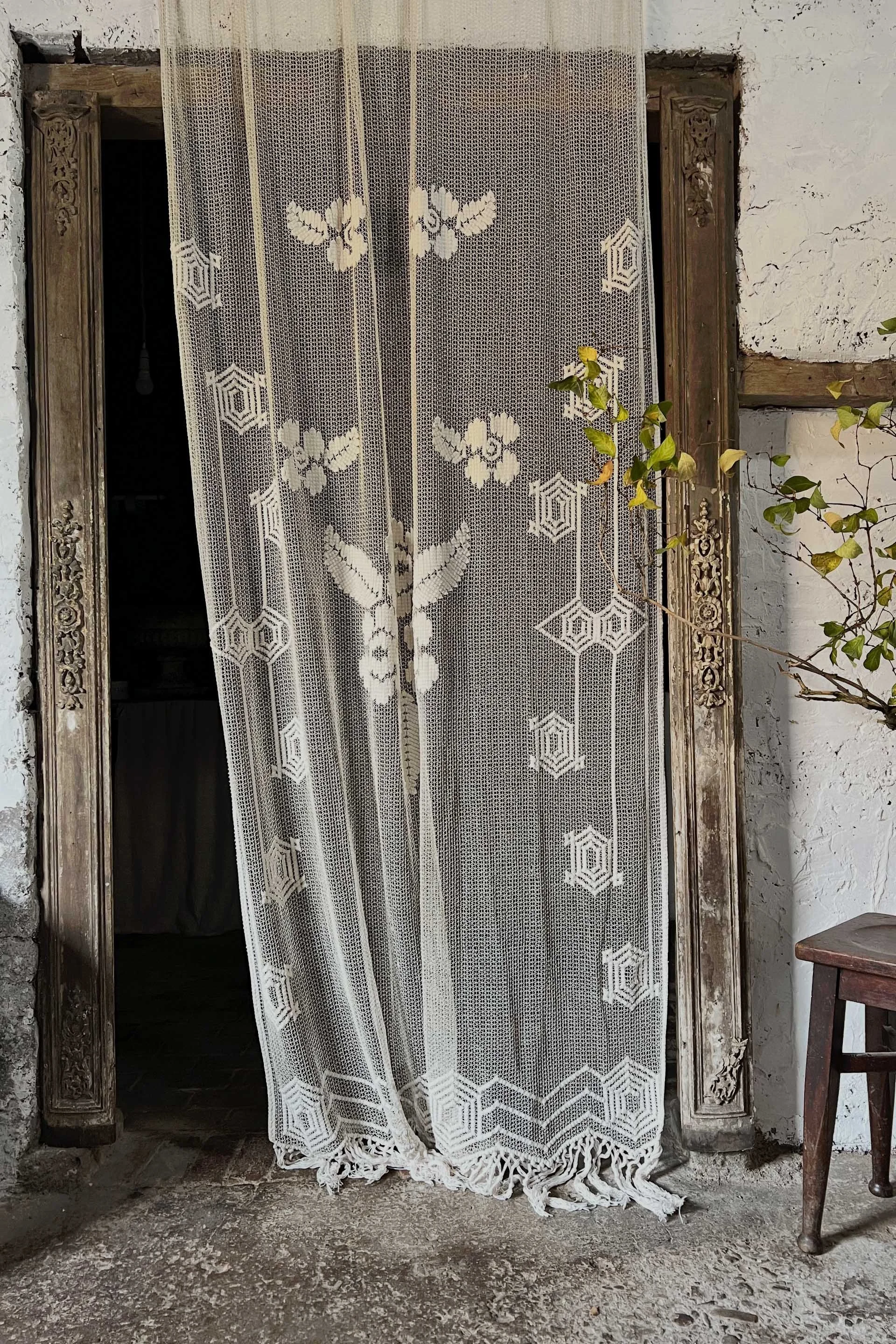 Curtain panel