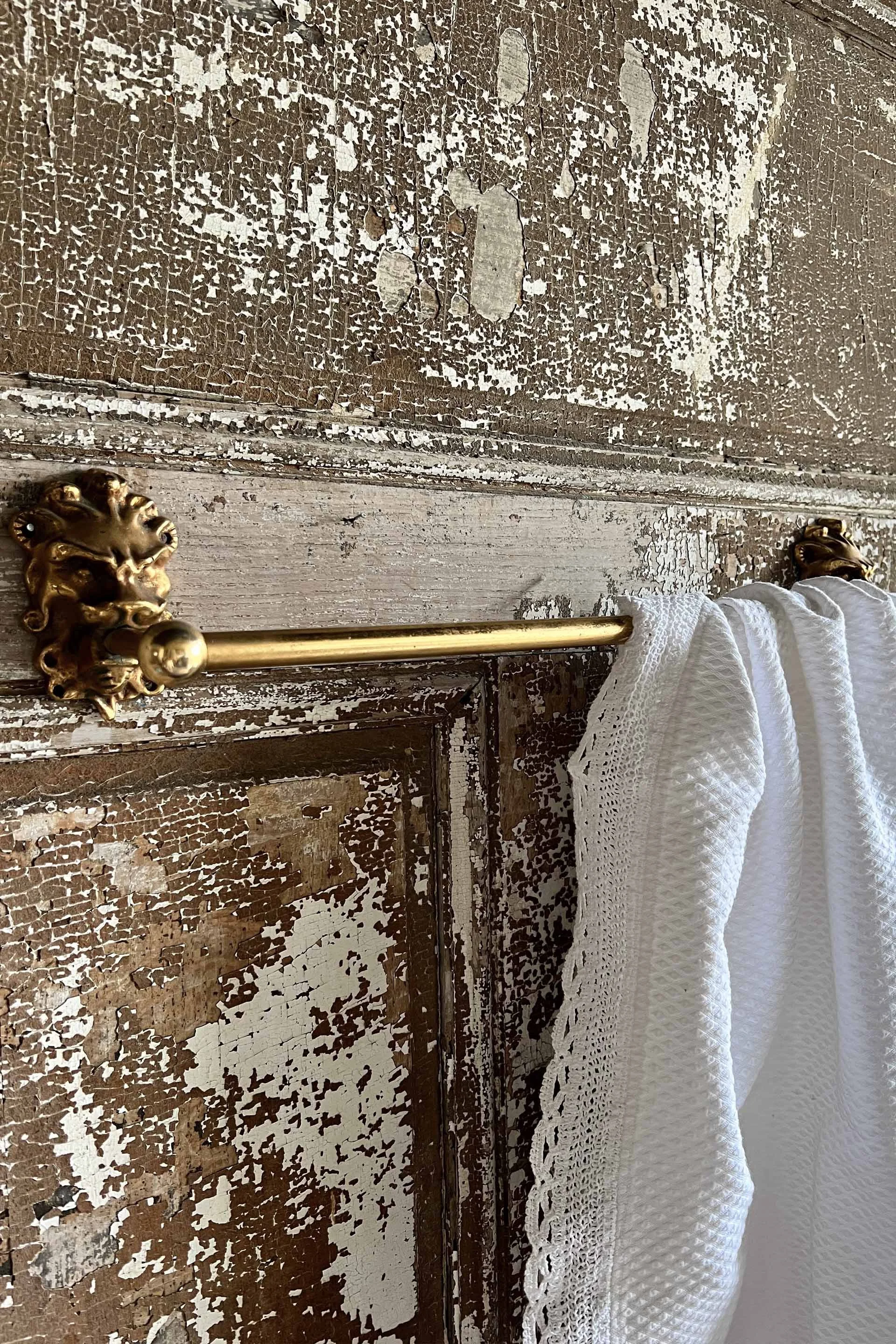 towel rail2.jpg