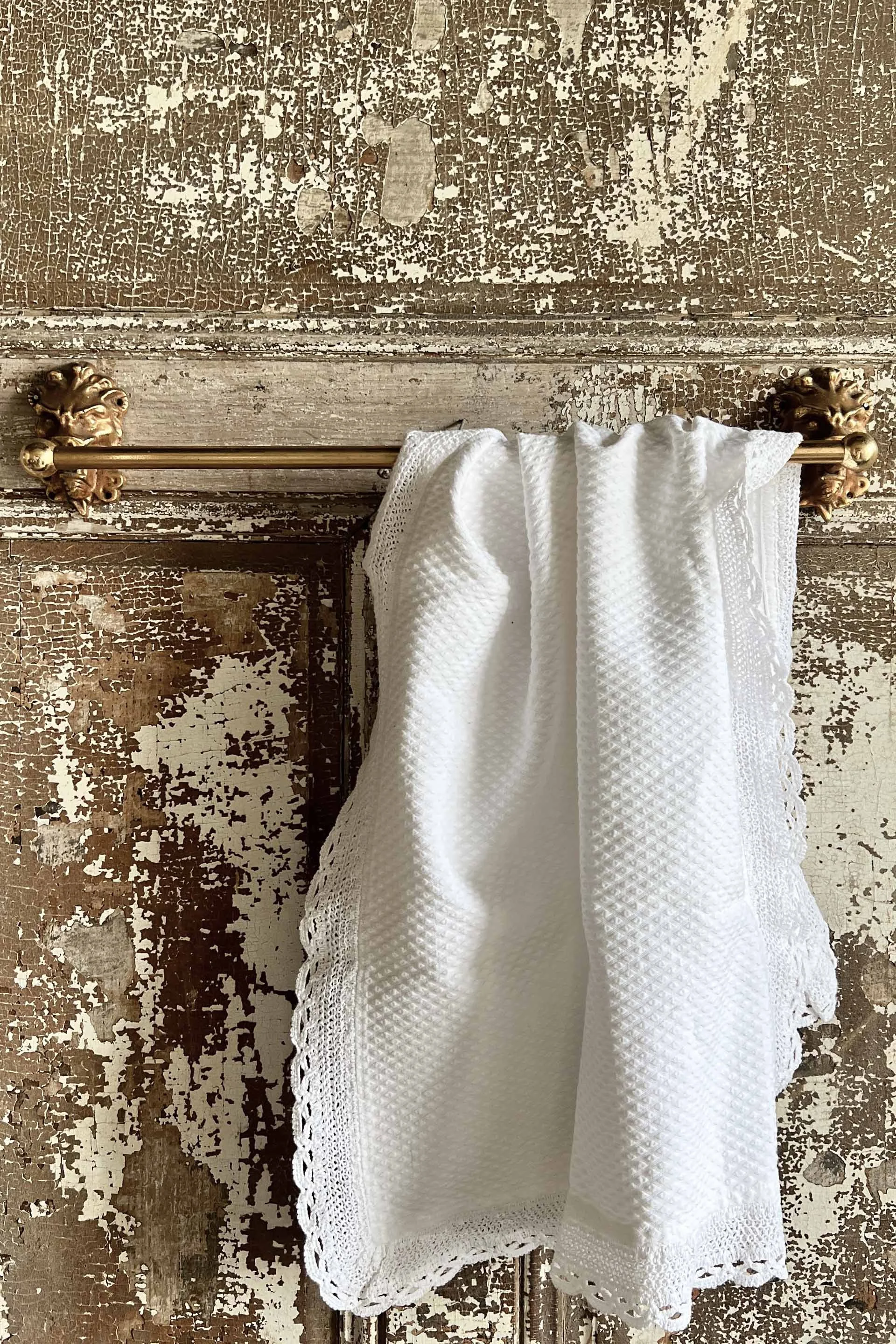 towel rail.jpg