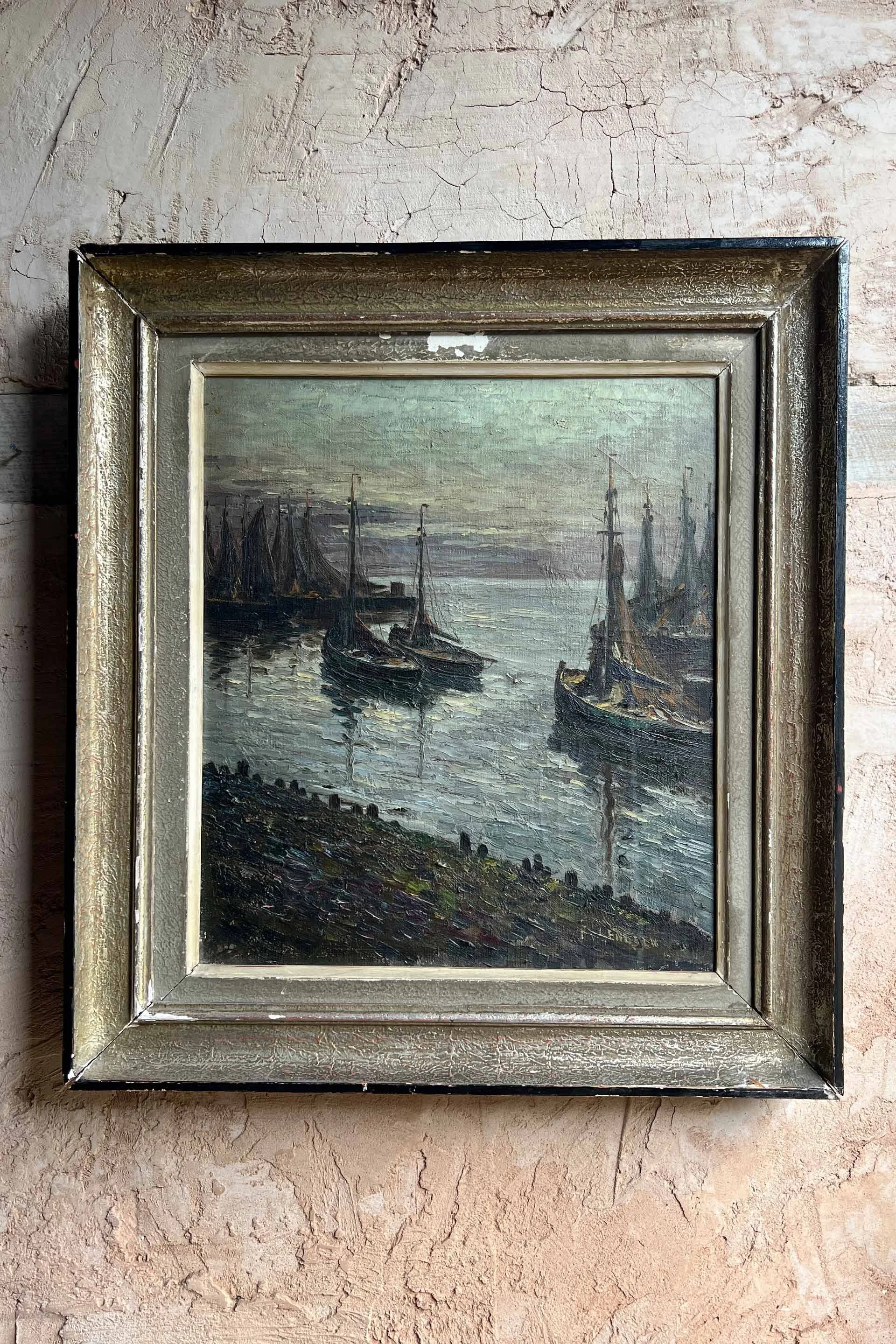 harbour dark.jpg