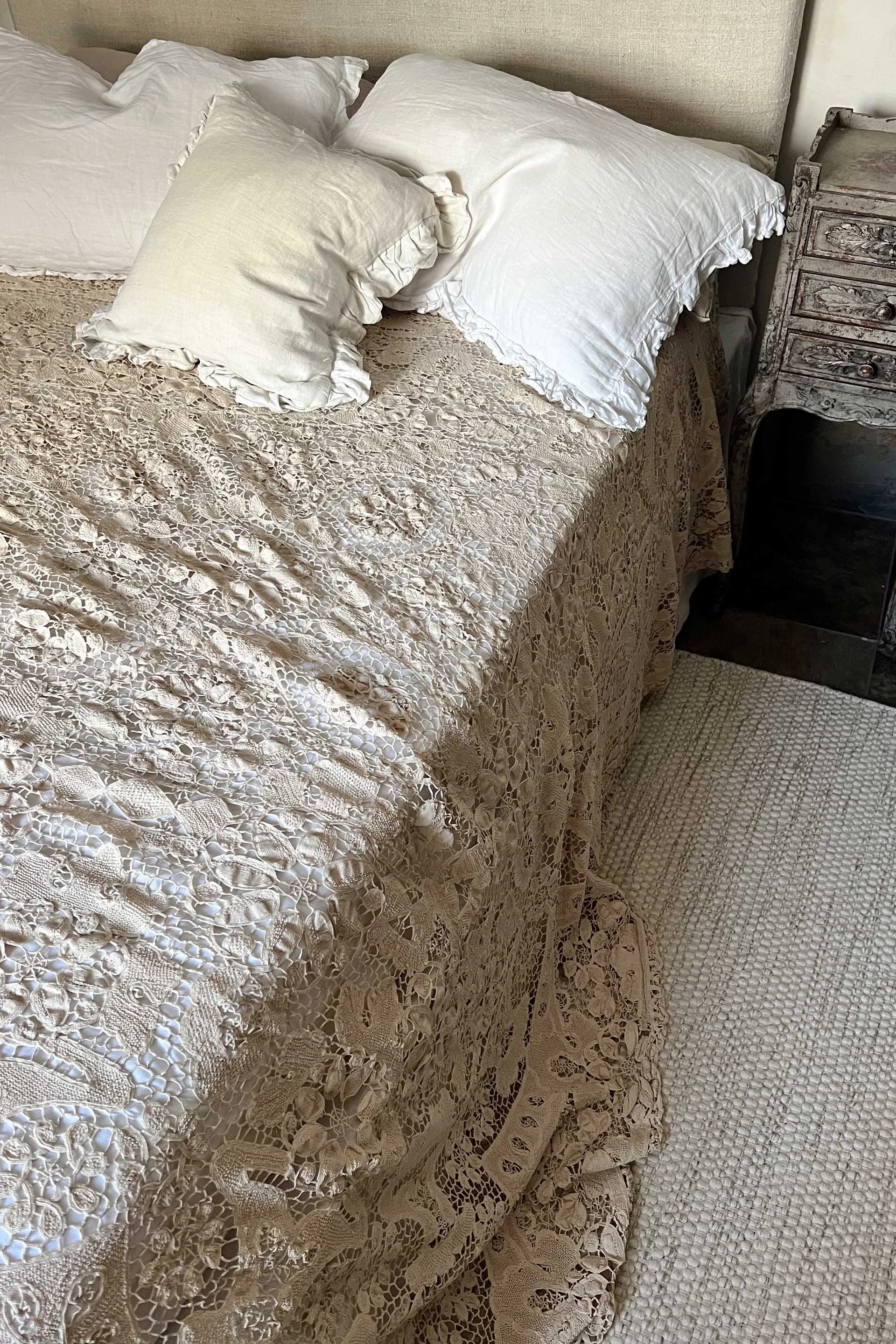 bedthrow7.jpg