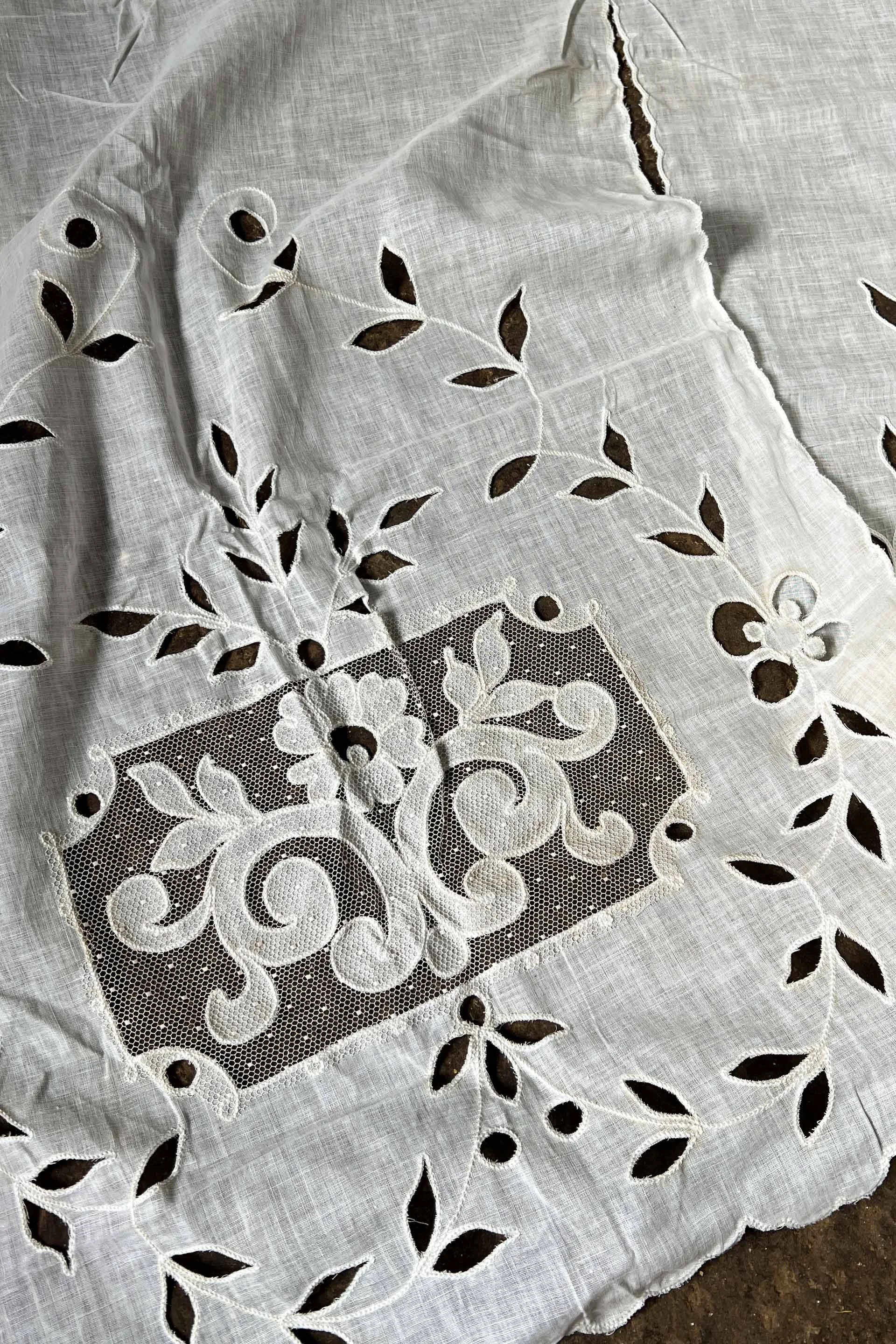 curtainnew12.jpg