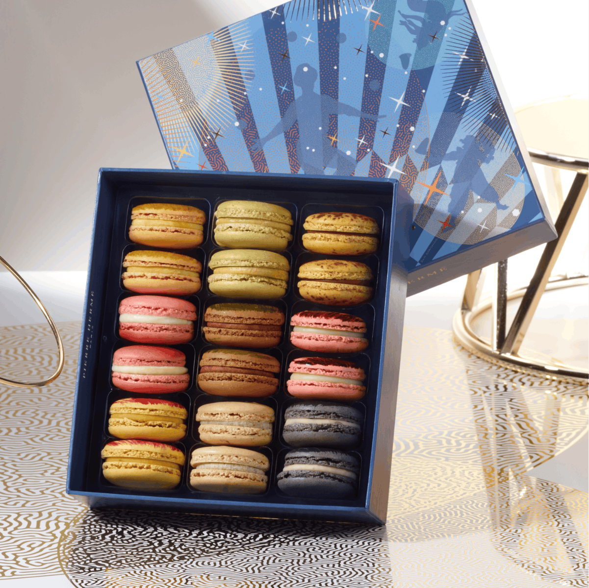 18 Macarons Christmas "Invisible" Collection Box - Pierre Hermé Paris