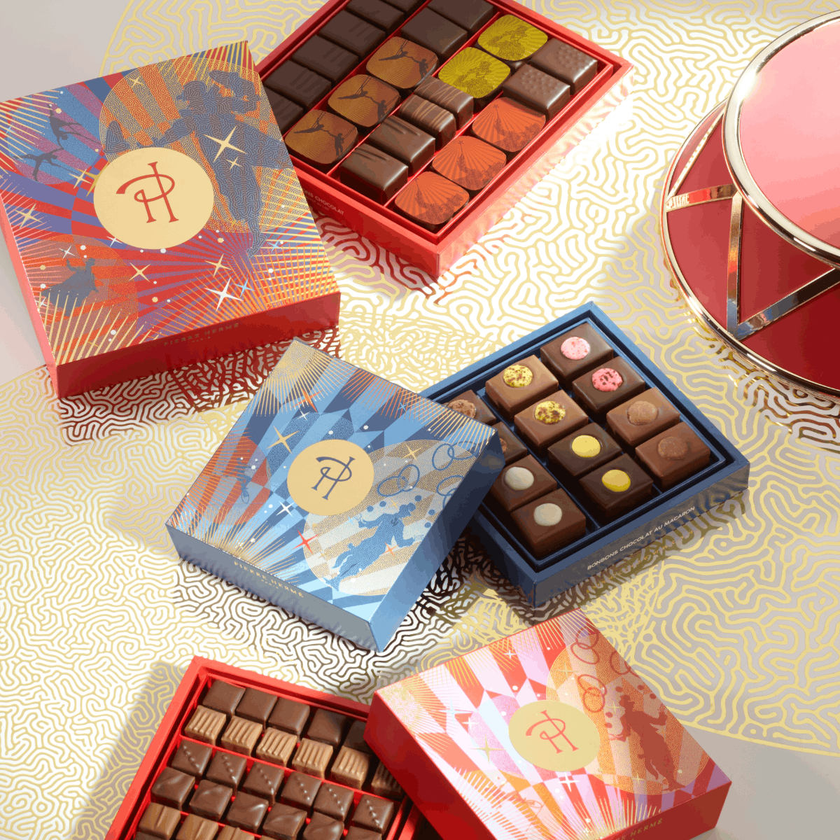 2026_NOEL_FAMILLE_COFFRETS_BONBONS_CHOCOLAT_AMB_2_1200X1200_HD.png