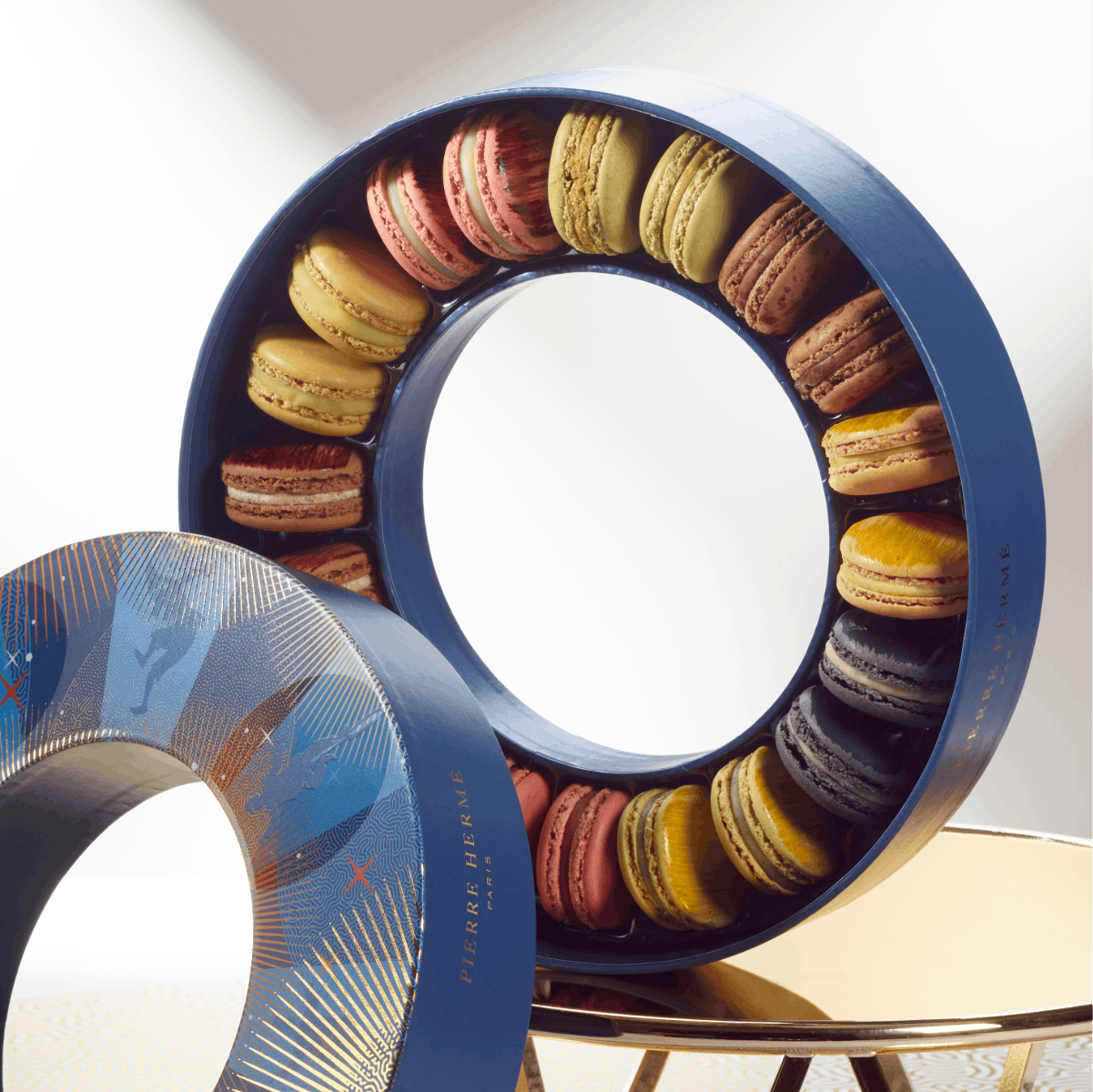 20 Macarons Christmas "Invisible" Collection Box - Pierre Hermé Paris