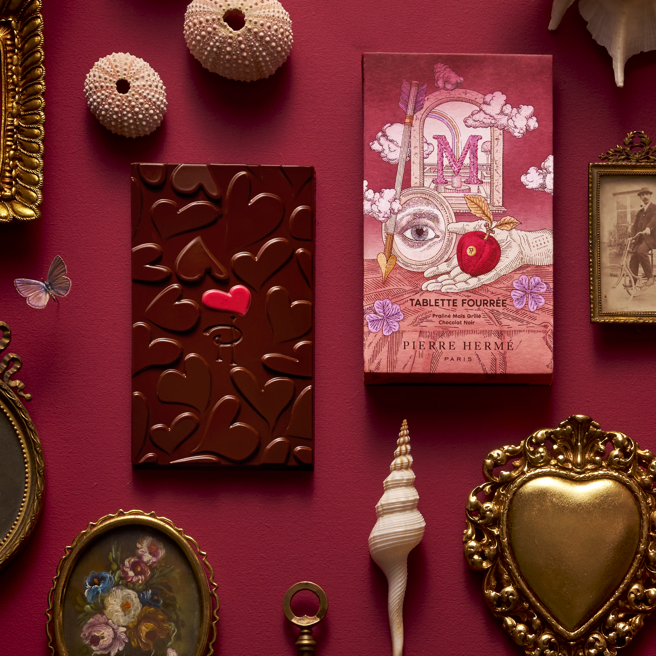 Dark Chocolate & Corn Praline Filed Bar