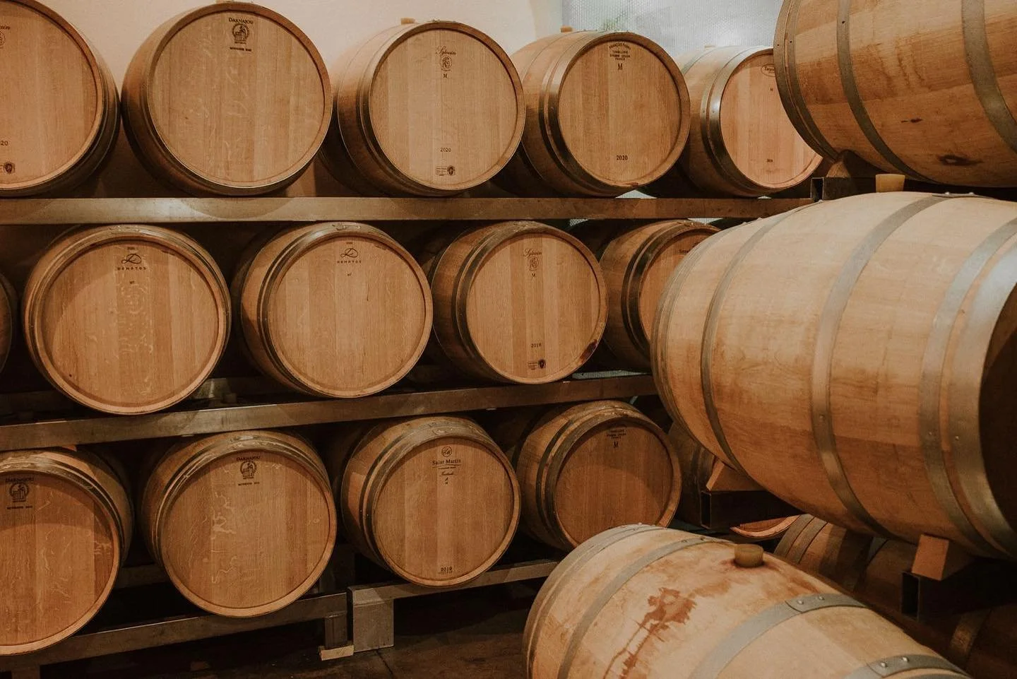 Our wines age between 14 to 16 months in a mix of 50% new oak barrels and 50% seasoned oak barrels. The new barrels bring structure and complexity, while the seasoned barrels allow the fruit and terroir to shine.