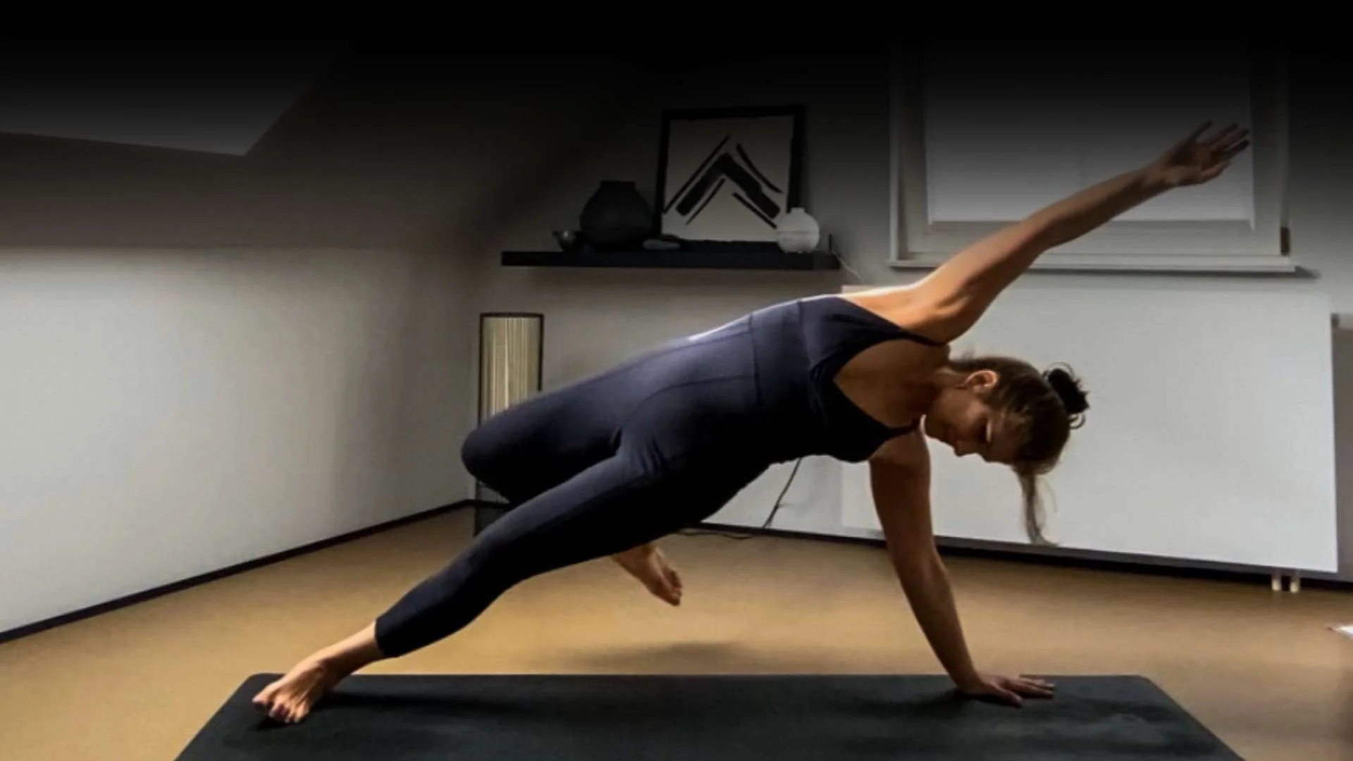 Indra Leibig Yoga on Beat Flows (37).jpg