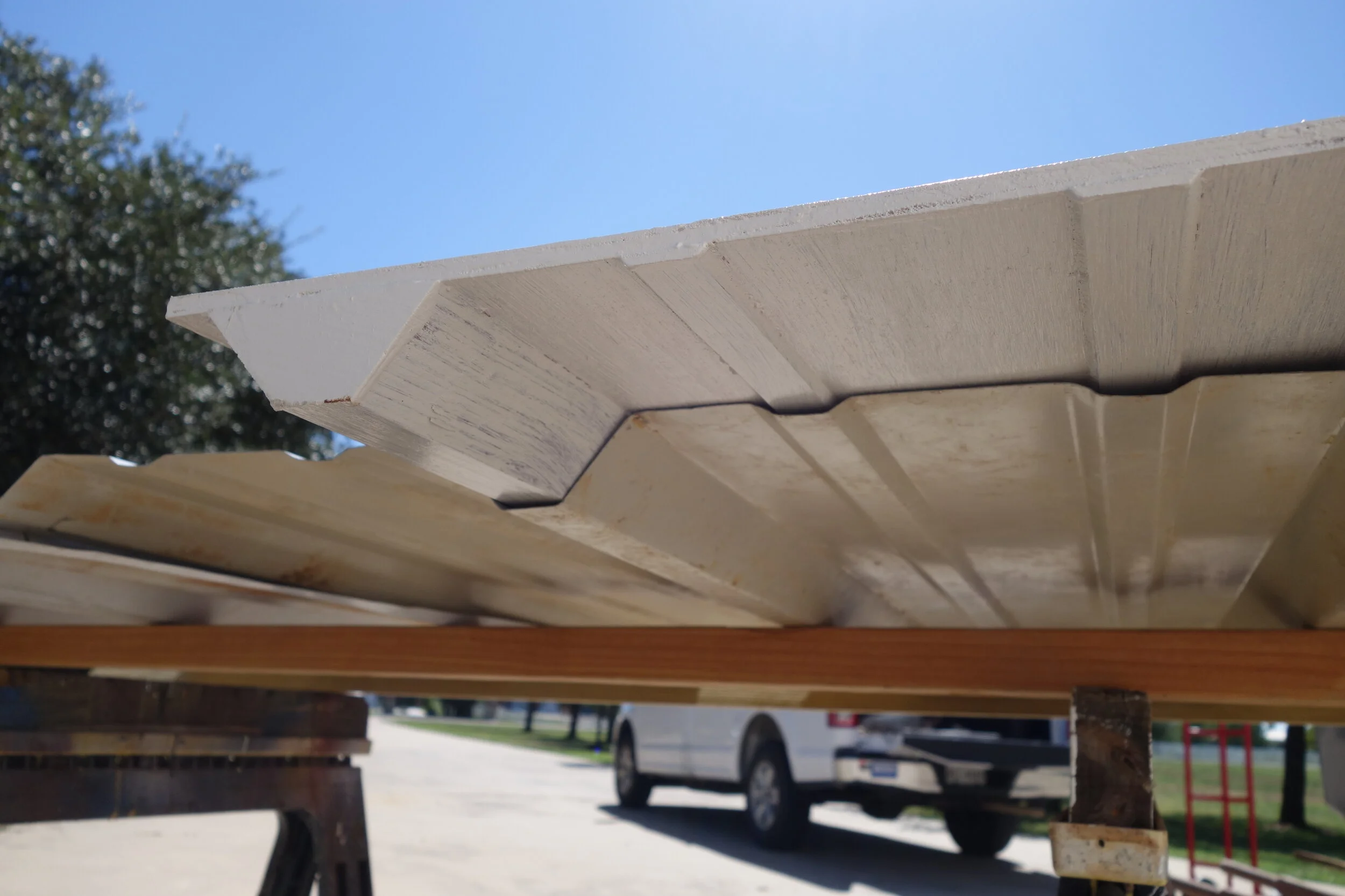 R-0321	R-Panel Filler, IML, Vertical Assembly, Two Segments
